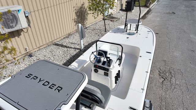 2026 Spyder FX19 Vapor - 12