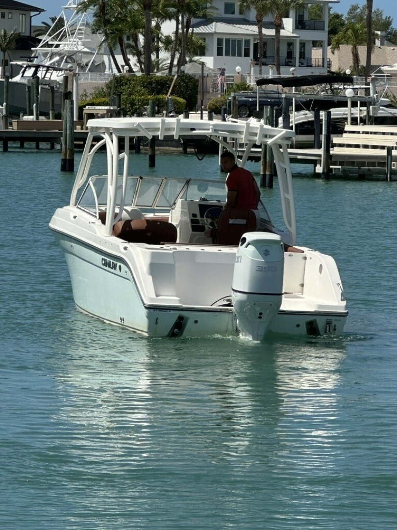 2019 Century 24 Resorter - Image 16