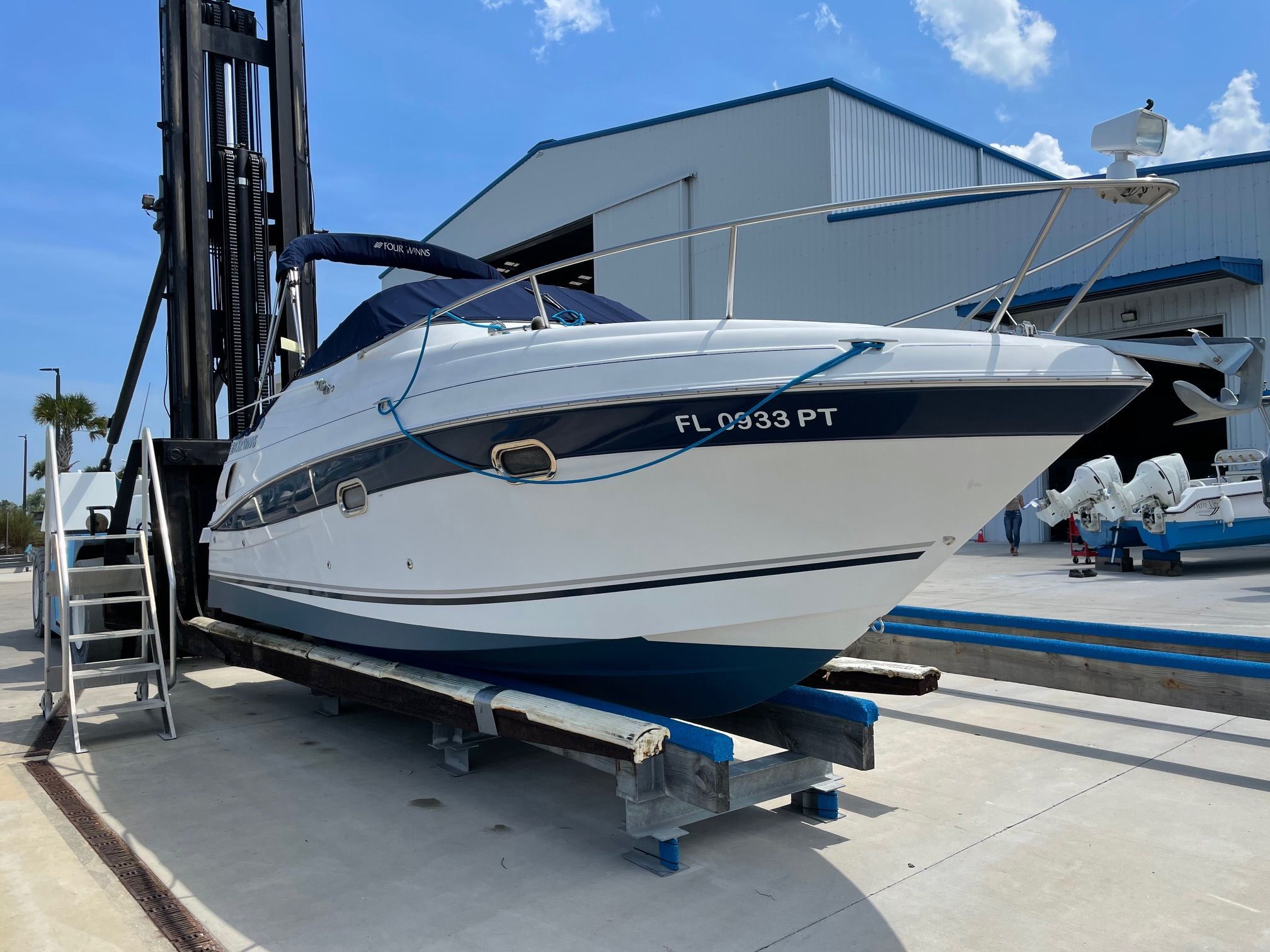 2004 Four Winns 248 Vista - 5
