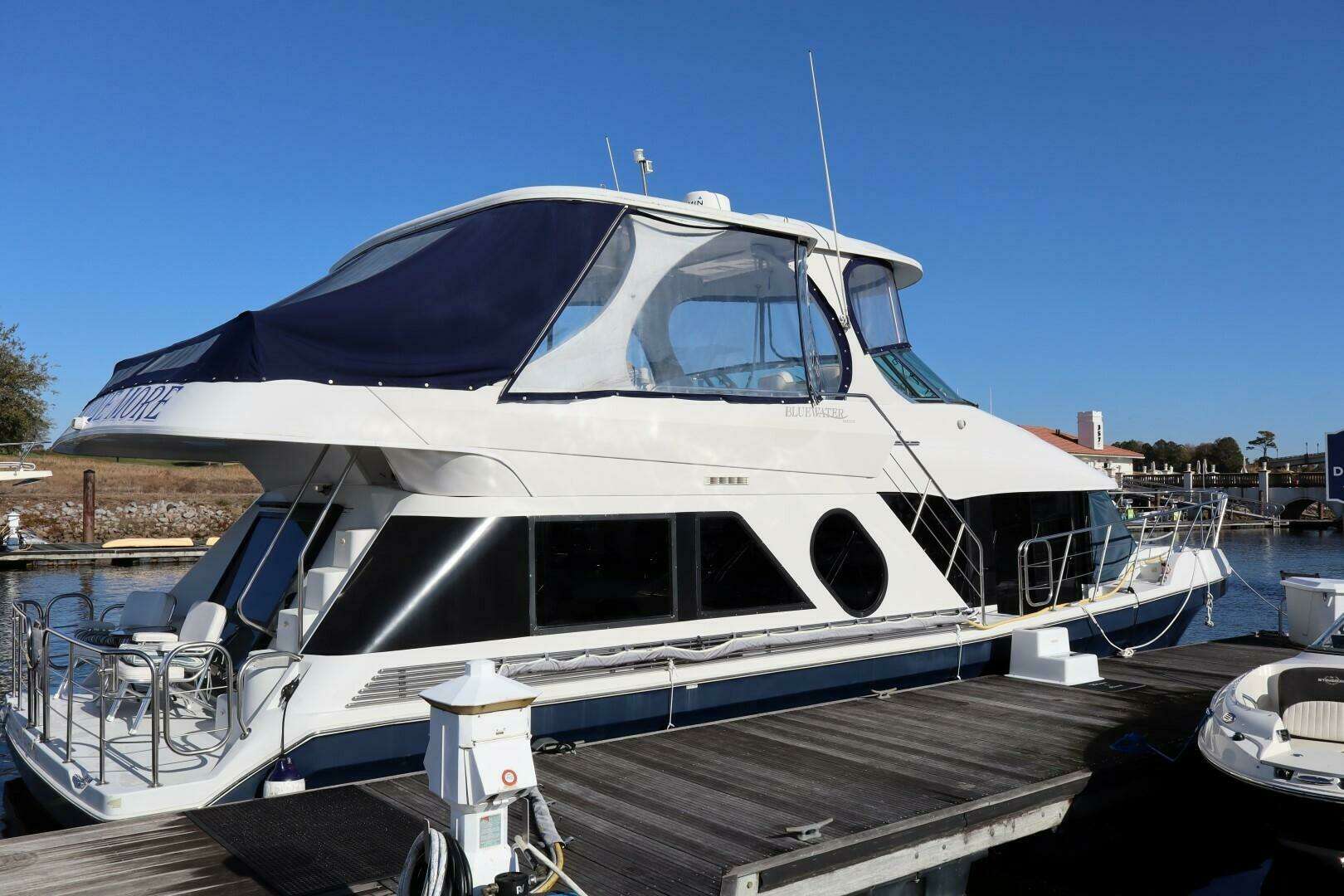 2006 Bluewater 5200 - Image 3