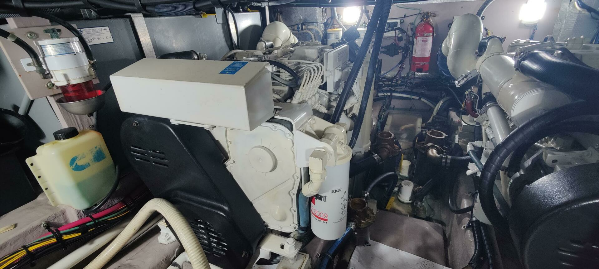 2003 Sea Ray 39 - Image 17
