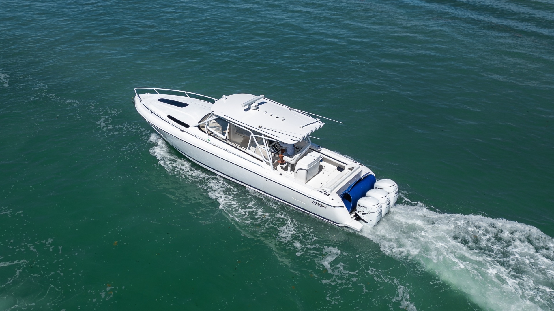 2014 Intrepid 400 Cuddy - Image 7