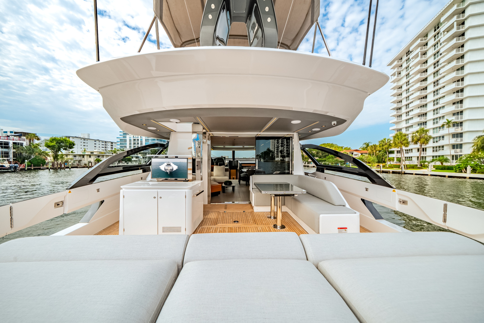 2026 Azimut S8 - Image 65