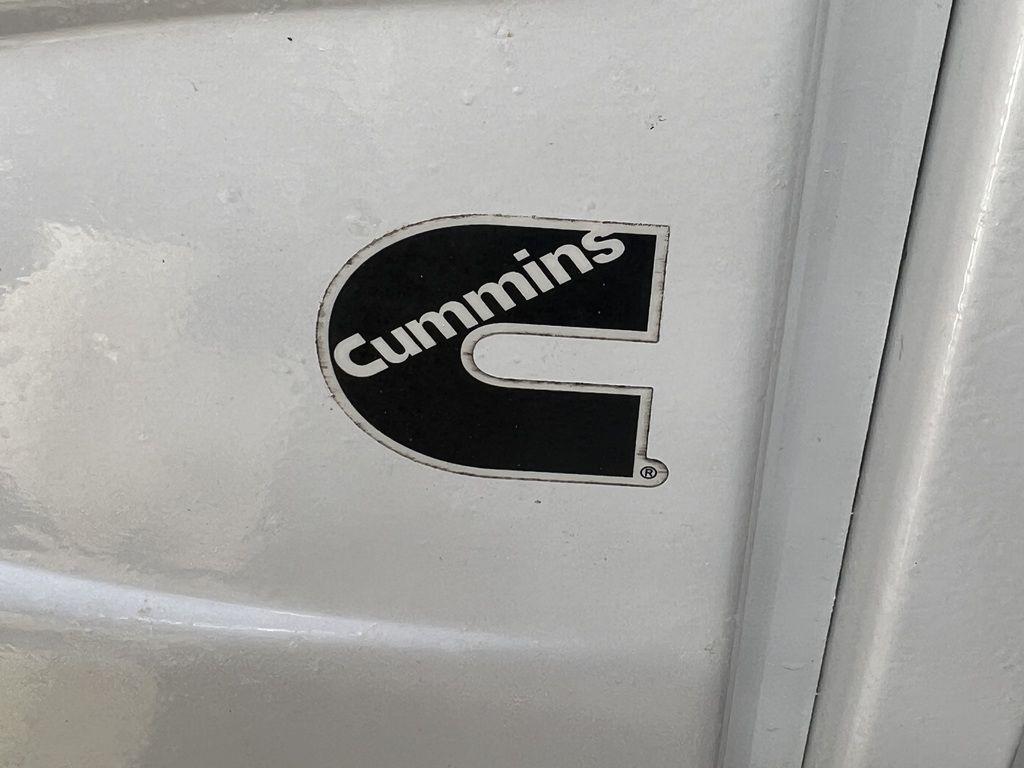 Cummins logo on 2021 Regulator 41 boat exterior.