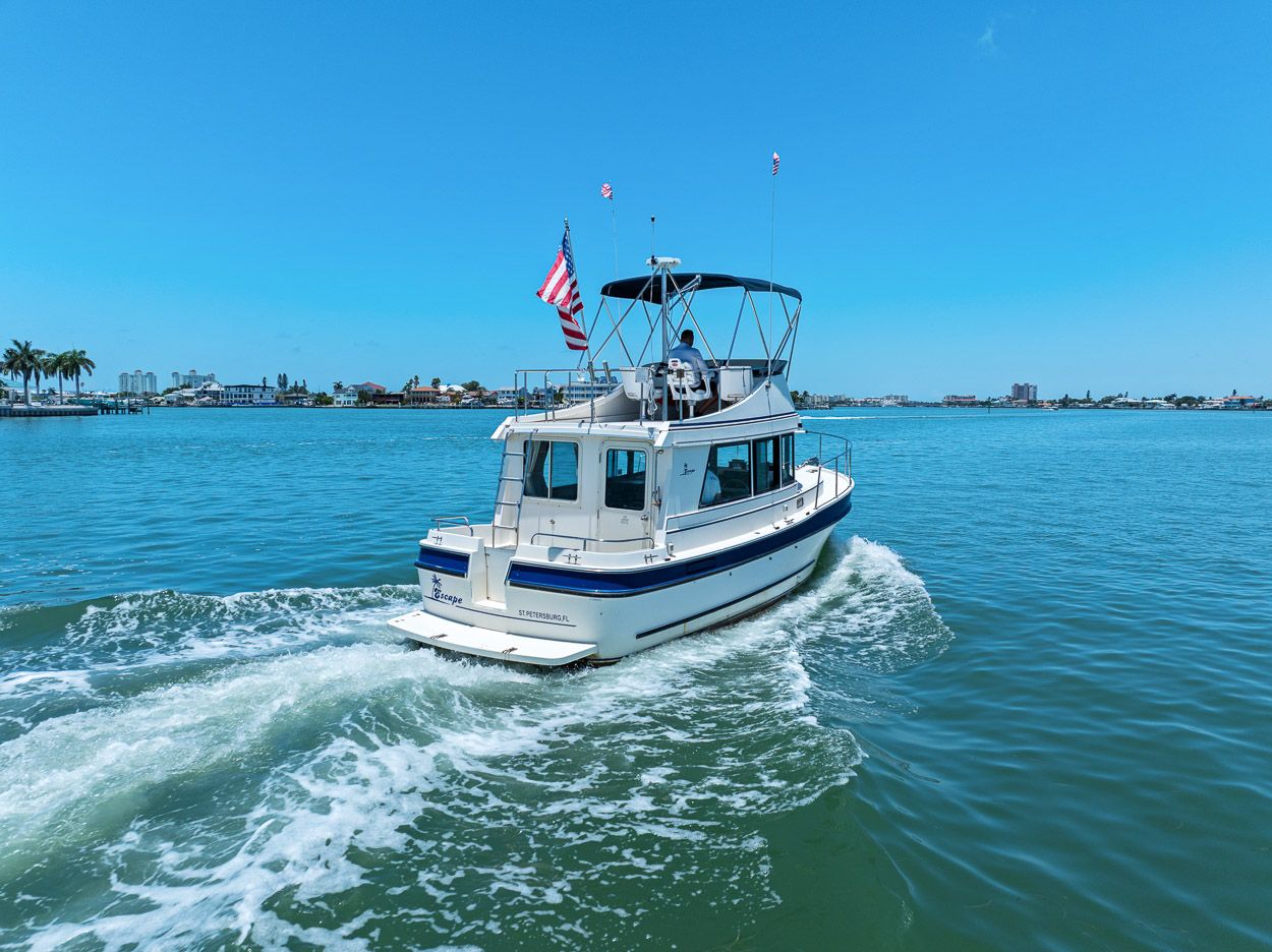2001 Camano 31 Trawler - 31