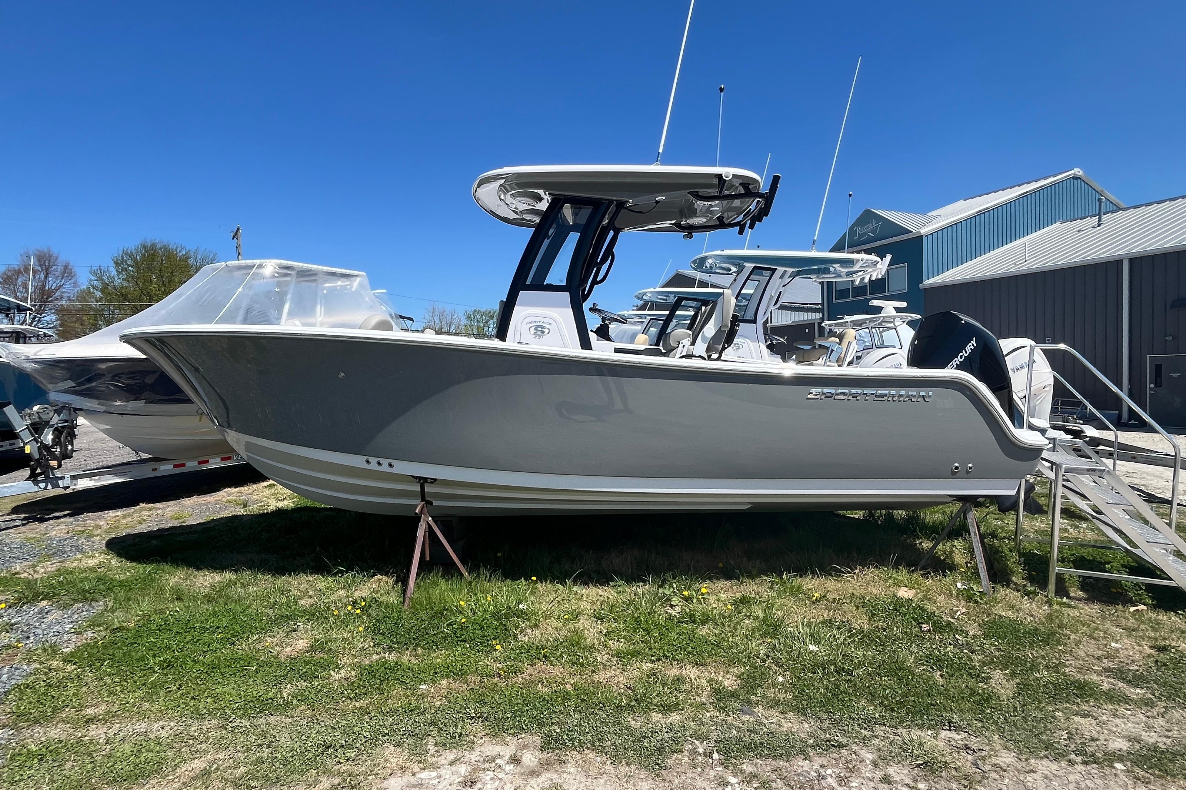 2026 Sportsman Heritage 231 Center Console