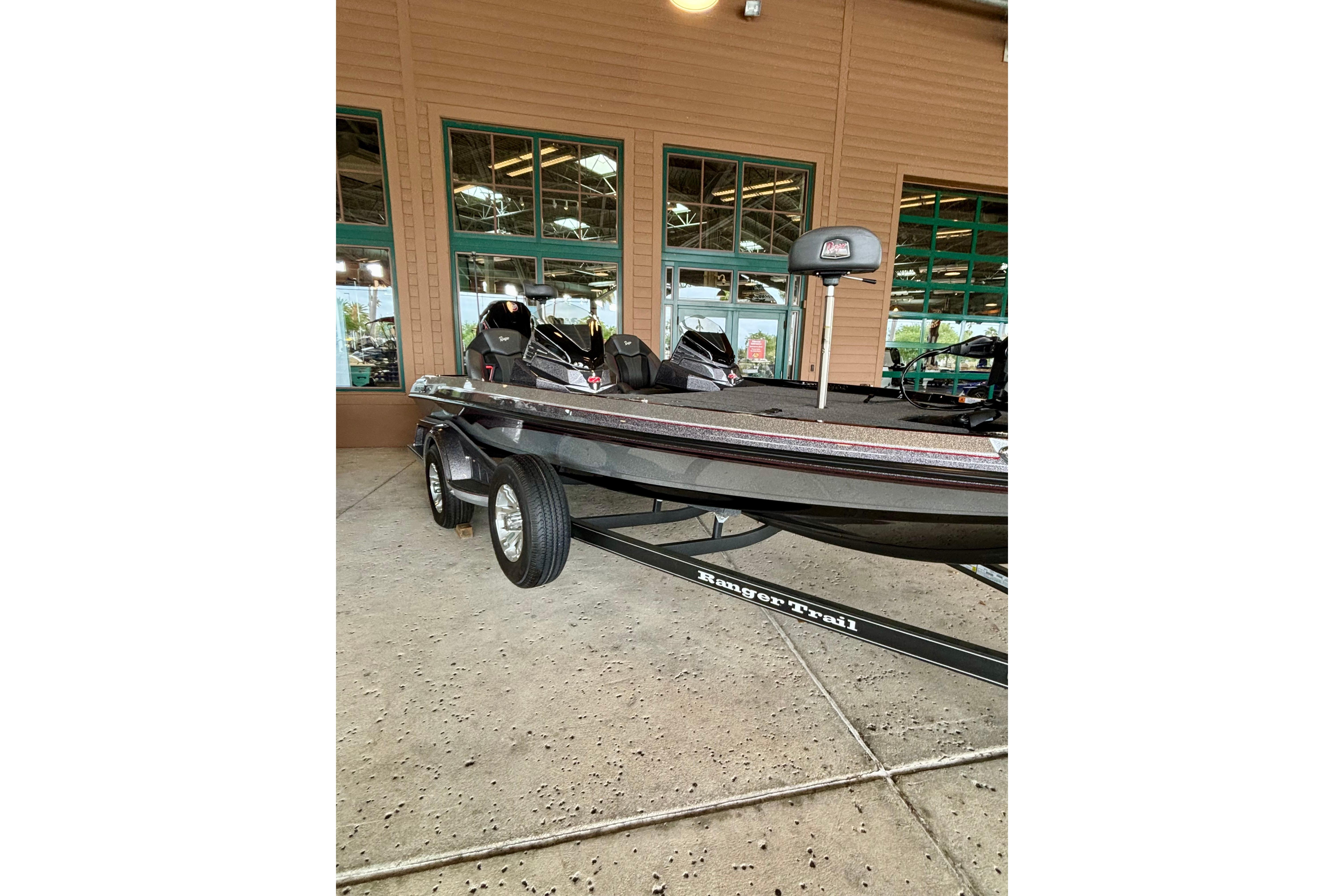 2025 Ranger Z519R