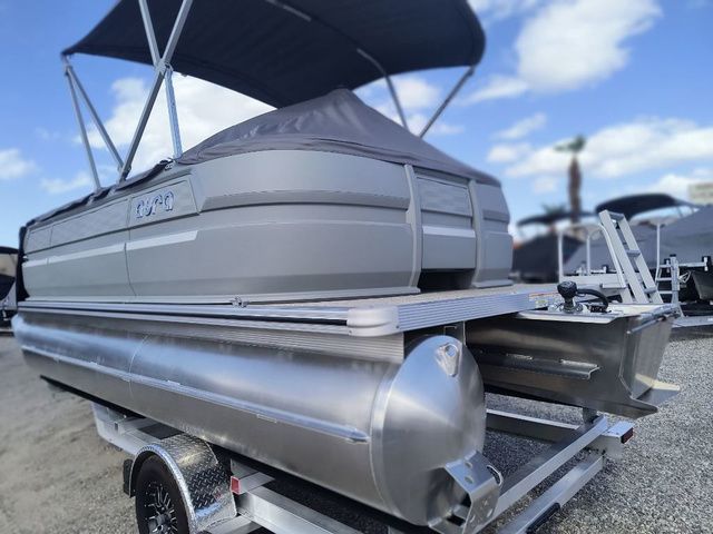 2025 Avalon Aura Pontoon Boats - 4