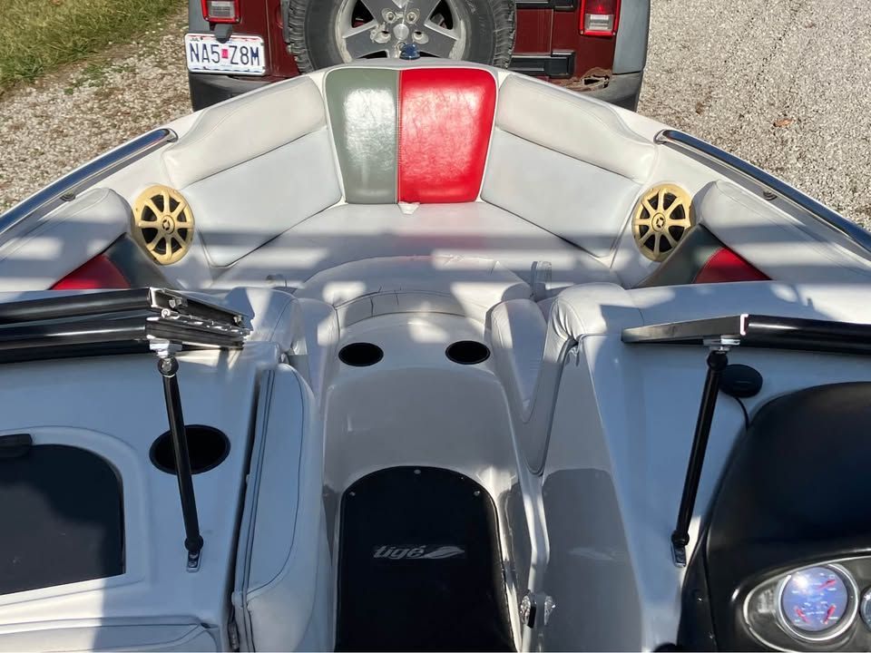 2003 Tigé 20V Riders Edition - 6