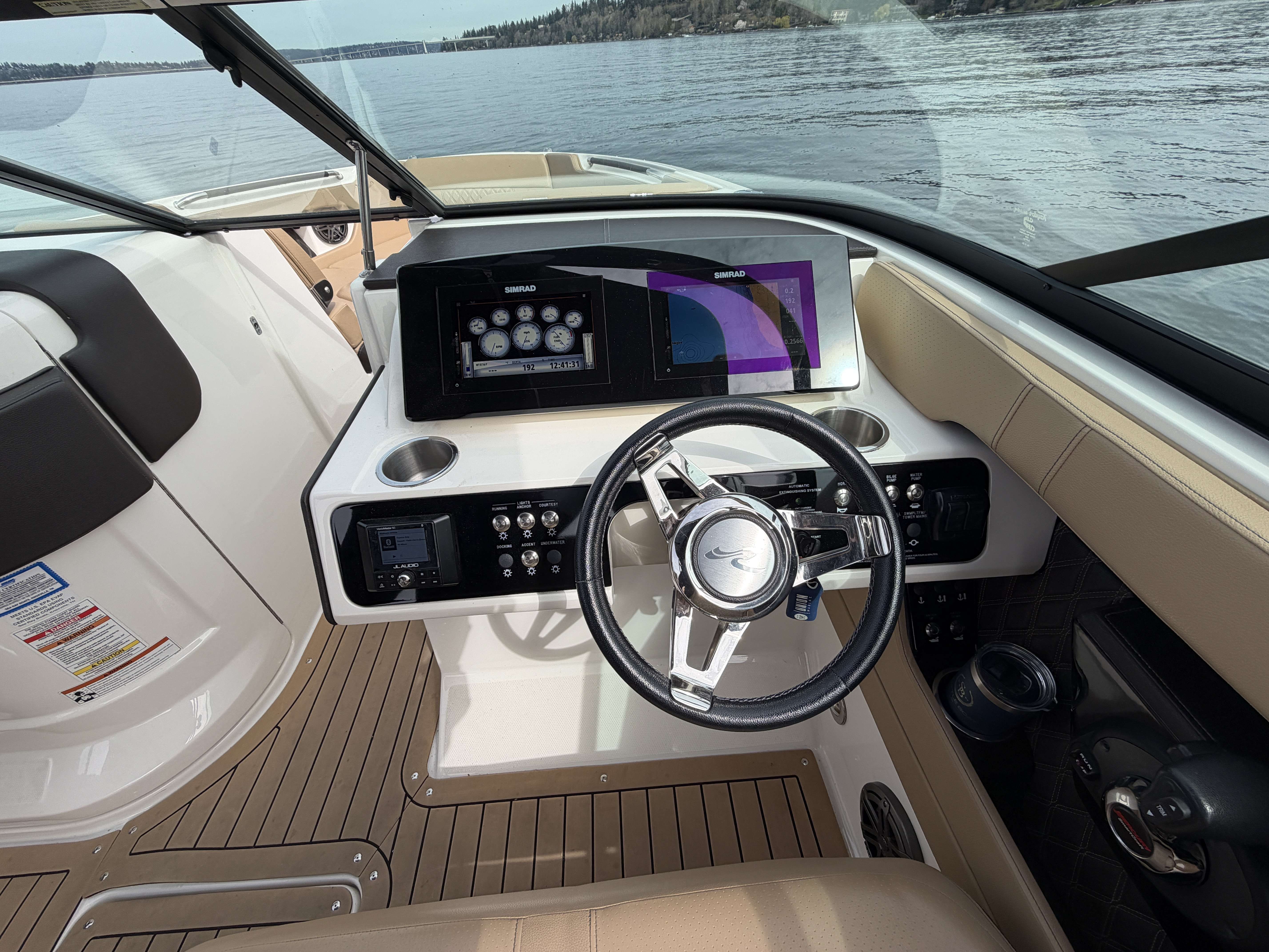 2019 Sea Ray SLX 280 - 23