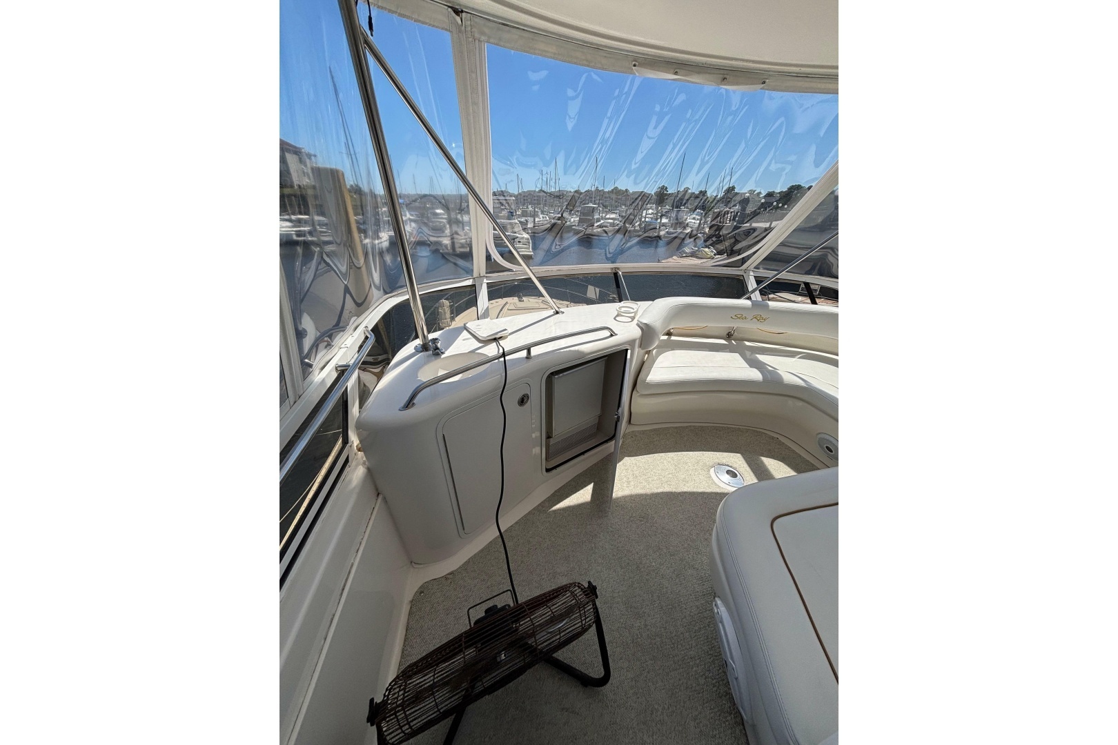 1999 Sea Ray 480 Sedan Bridge - Image 18