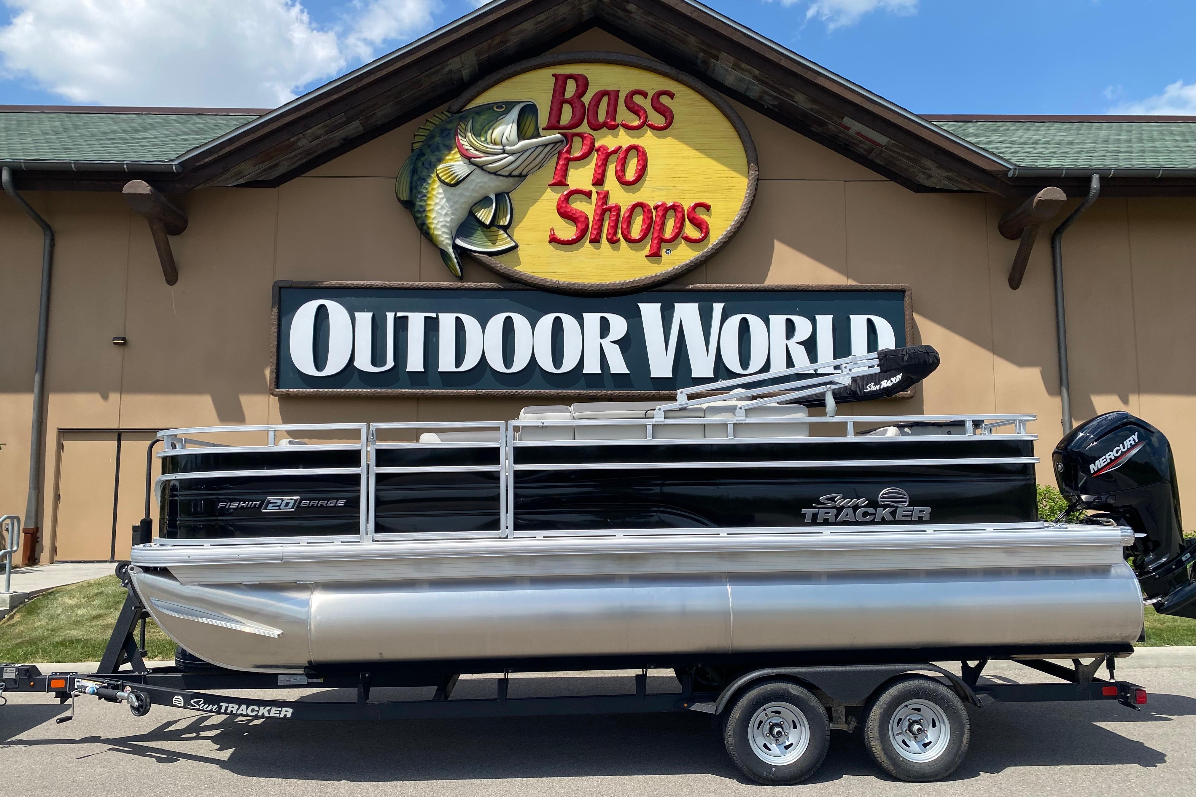2026 Sun Tracker Fishin' Barge 20 DLX