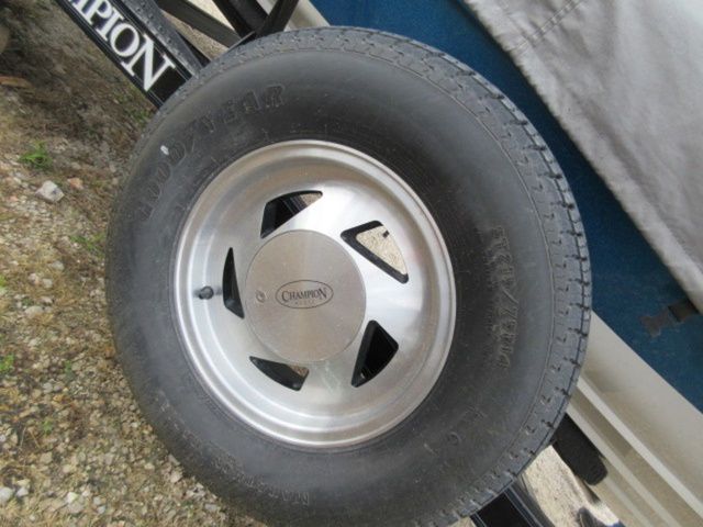 1999 Champion 186 FISH N SKI / 2006 MERCURY 150 OPTIMAX - 22