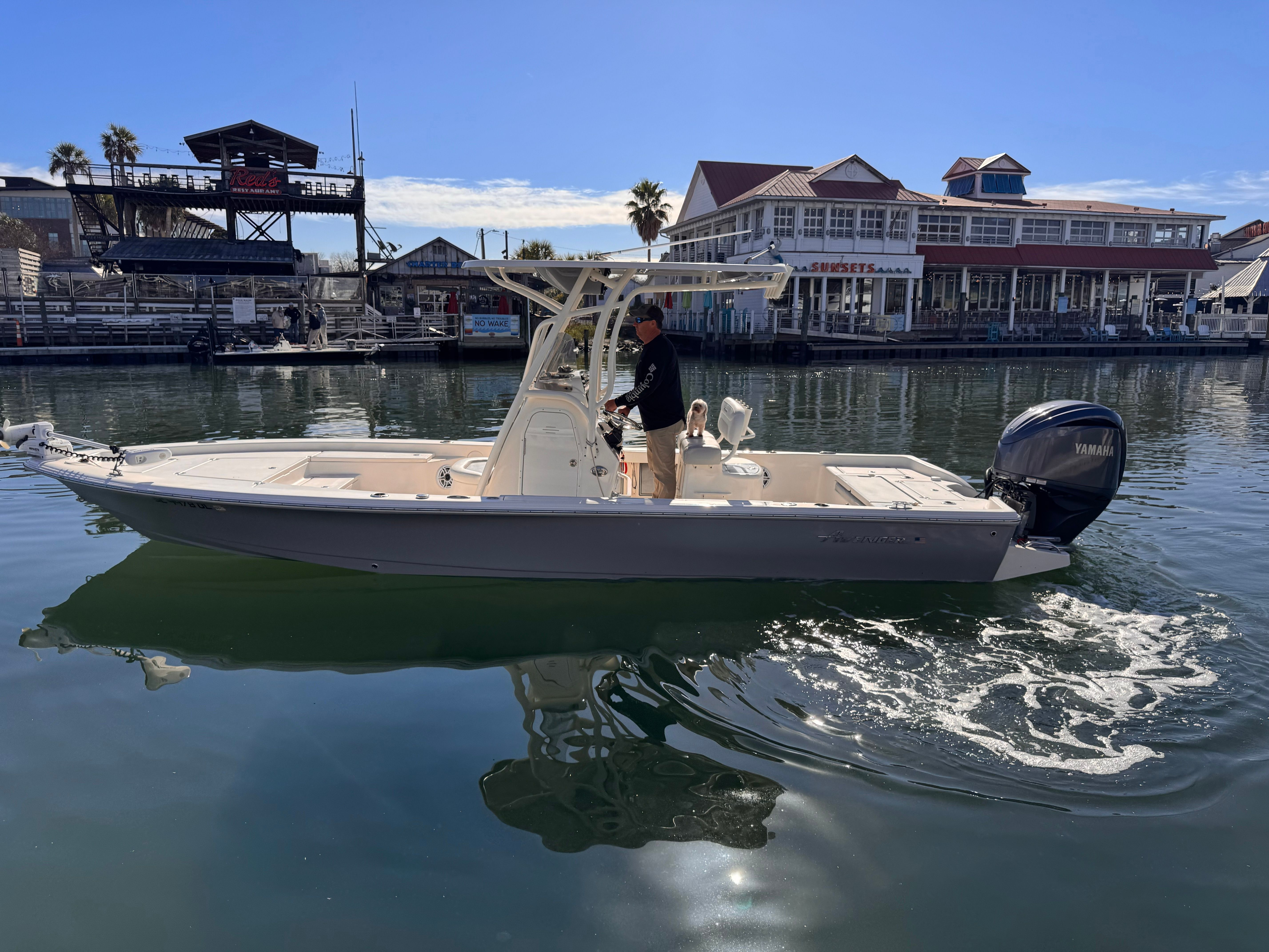 2018 Avenger AV26 - 37