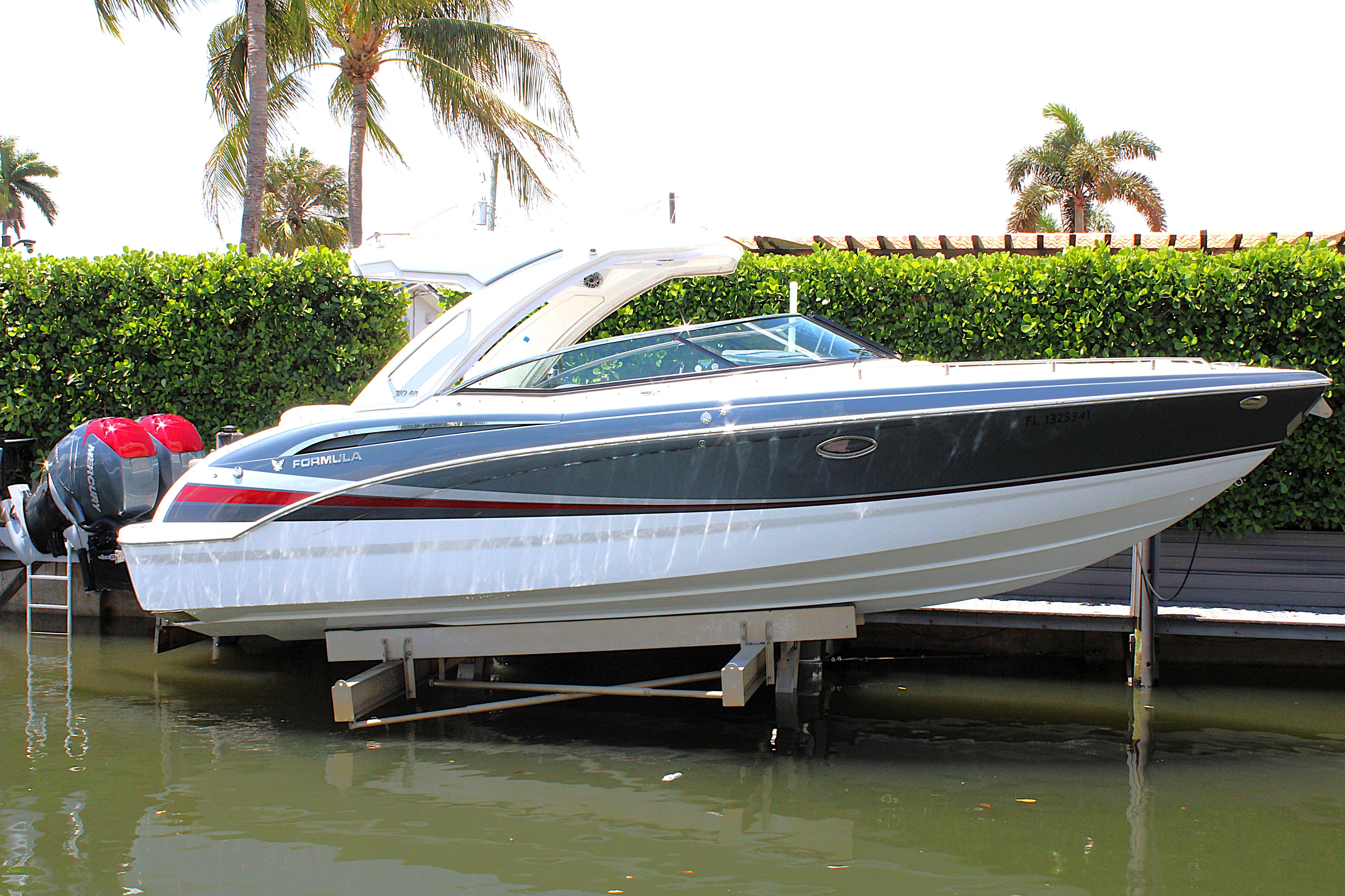 2022 Formula 310 Bowrider OB