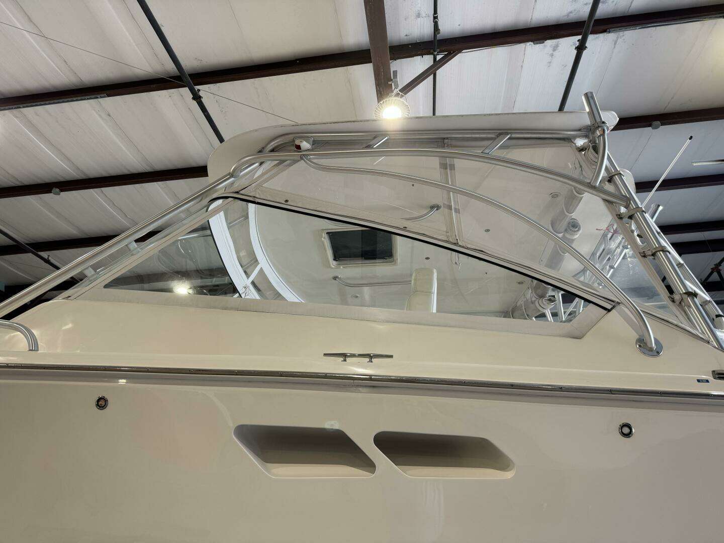 2011 Luhrs 30 Open - Image 9