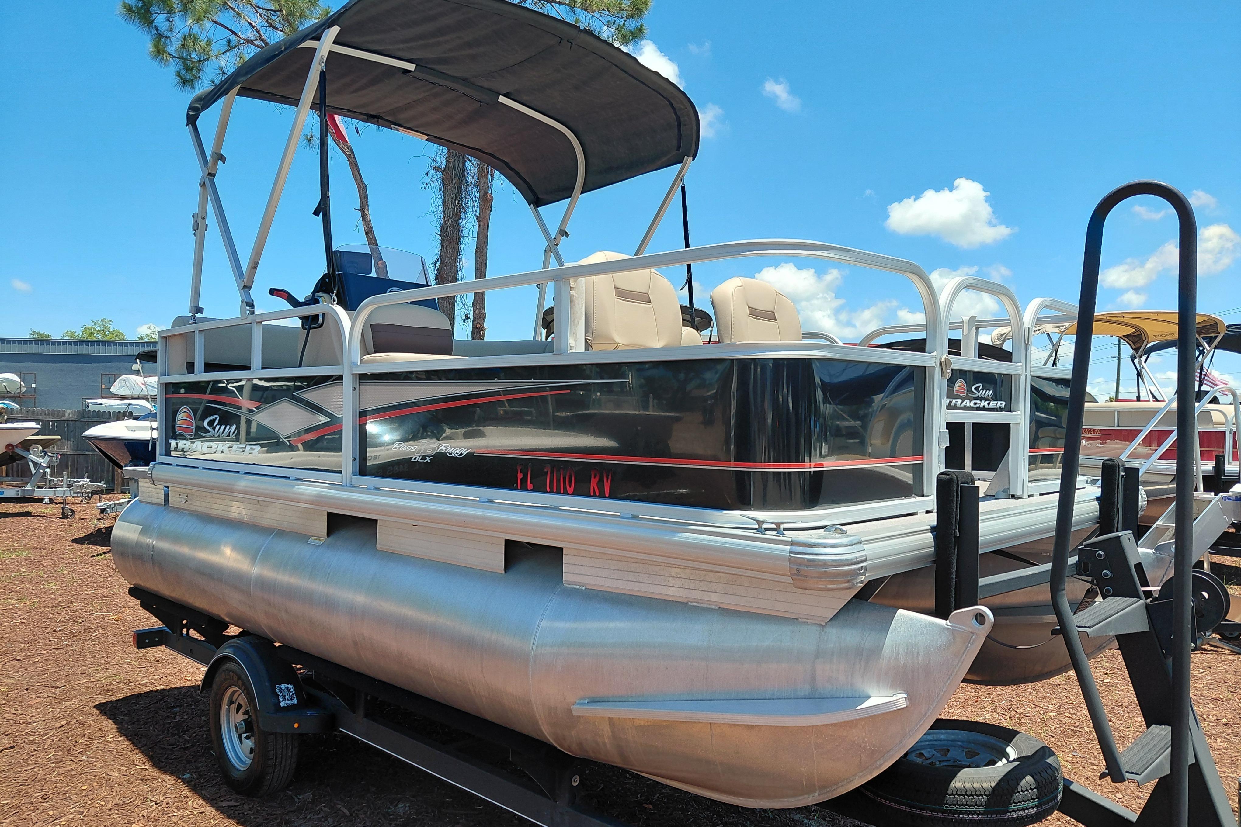 2019 Sun Tracker Bass Buggy 16 DLX