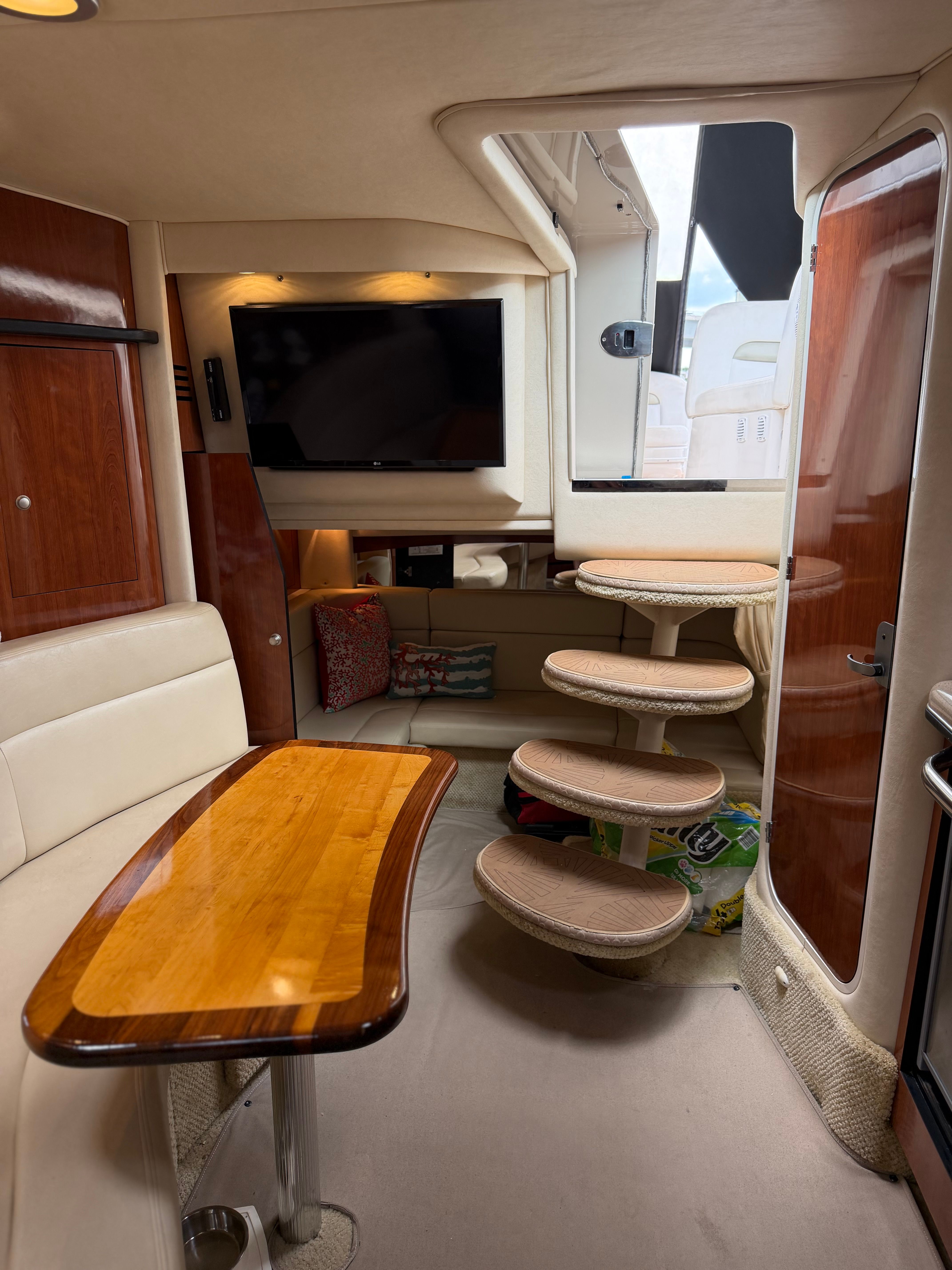 2006 Sea Ray Sundancer 320 - 29