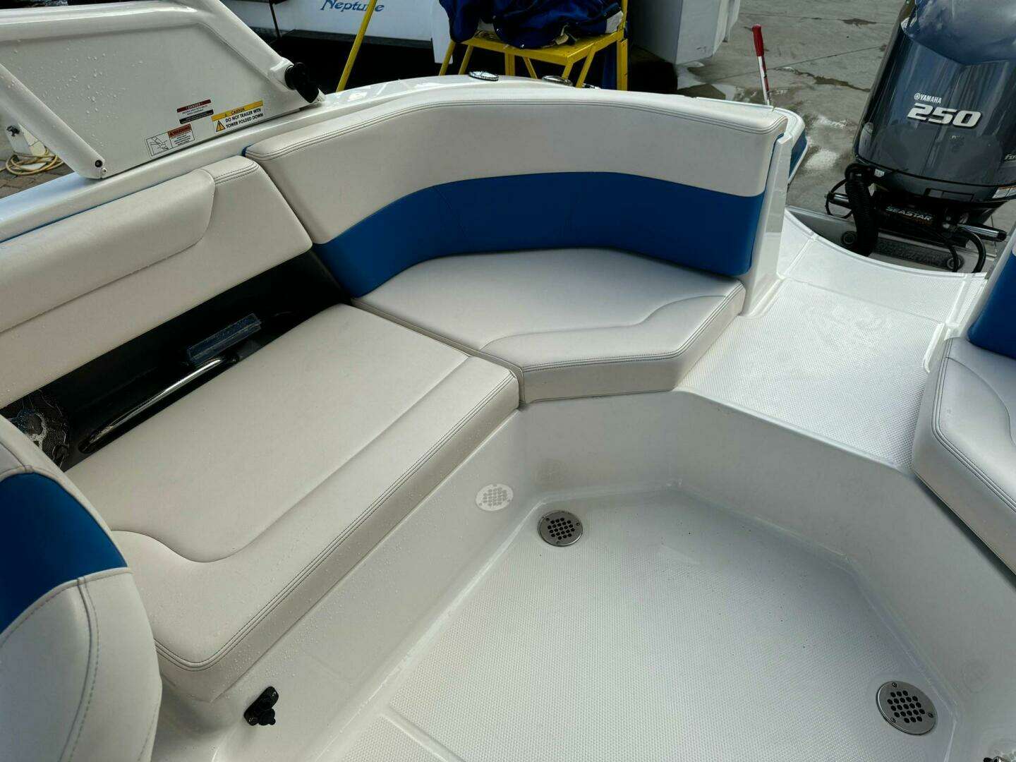 2017 Chaparral 250 Suncoast - Image 21