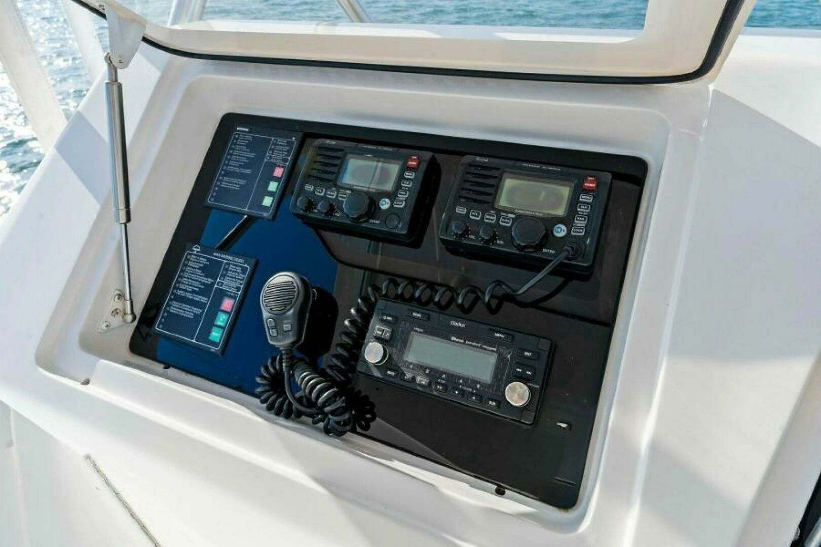 2003 Viking 48 Convertible - Image 18