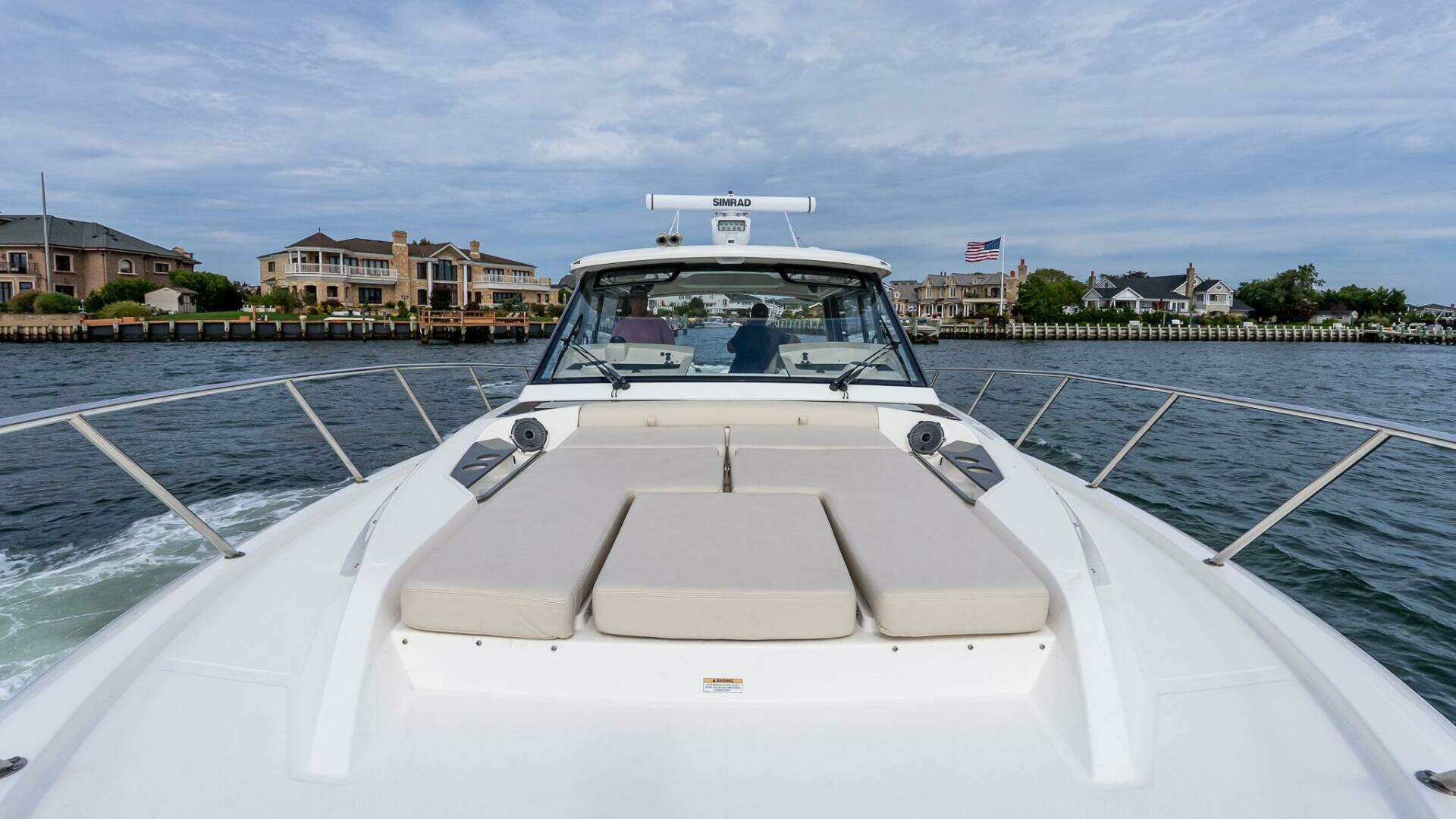 2024 Boston Whaler 405 Conquest - Image 61
