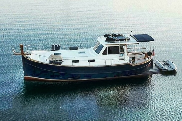 2003 Menorquin 120