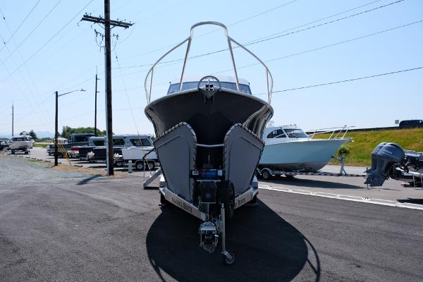 2023 Makaira Gen3 800 boat on trailer, parked outdoors.