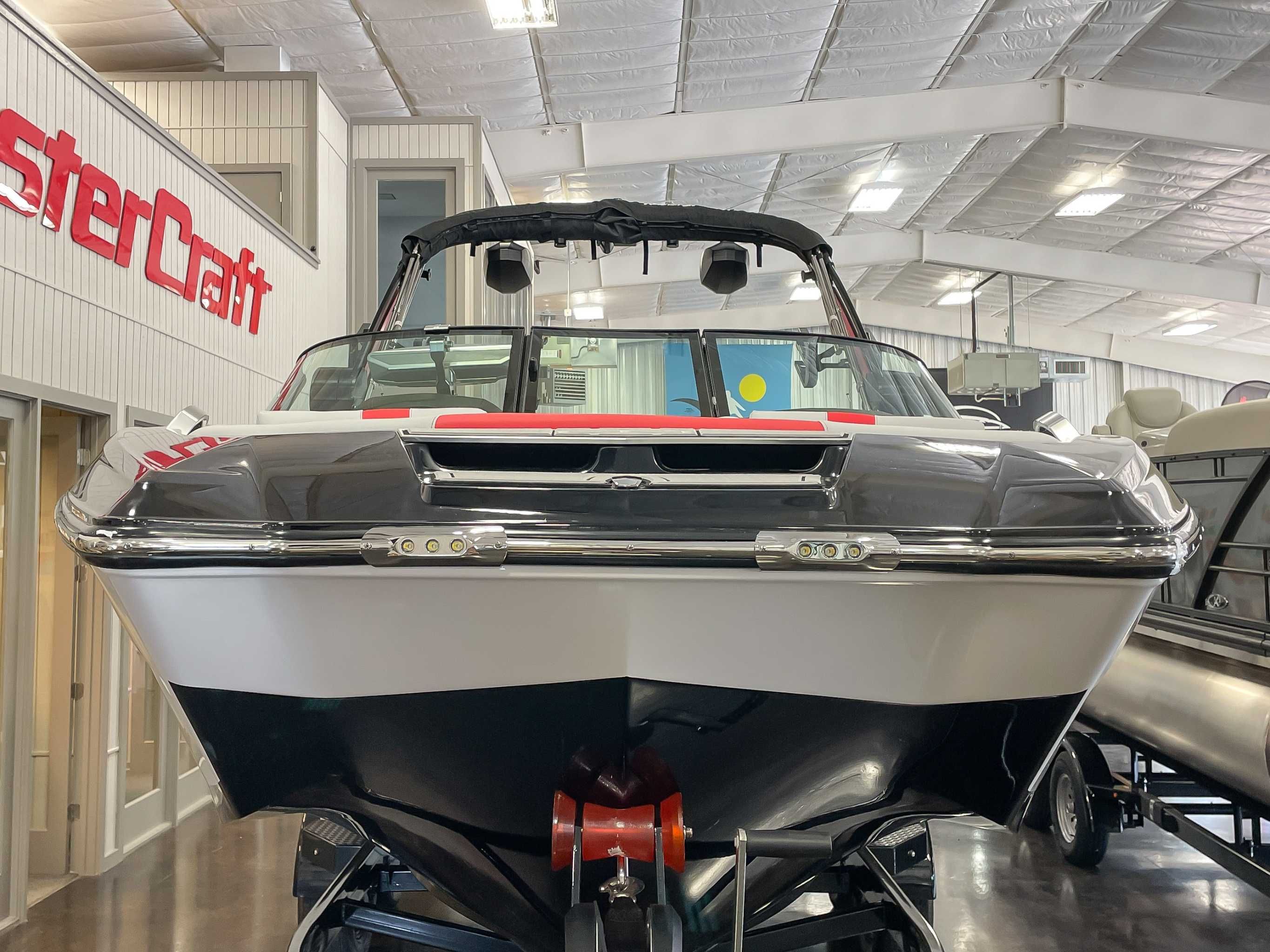 2022 MasterCraft X22 - 3