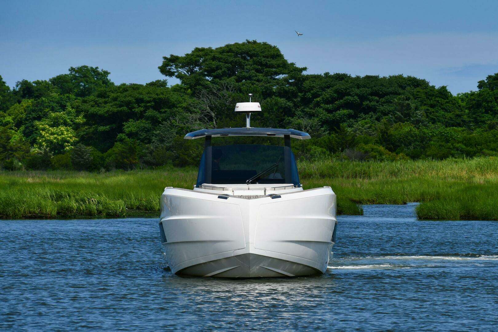 2023 Astondoa 377 Coupe Outboard - Image 8