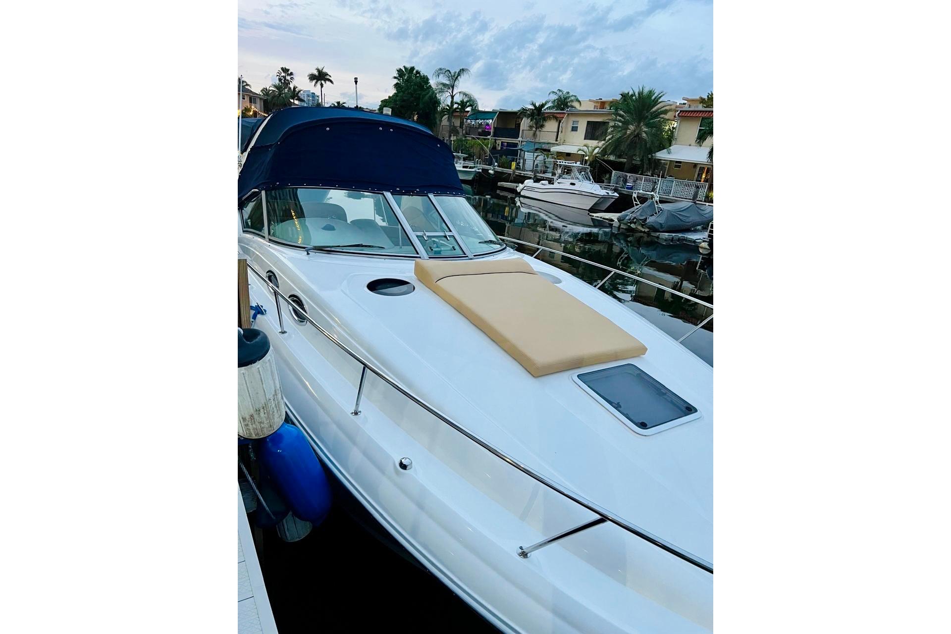 2004 Sea Ray Sundancer 320