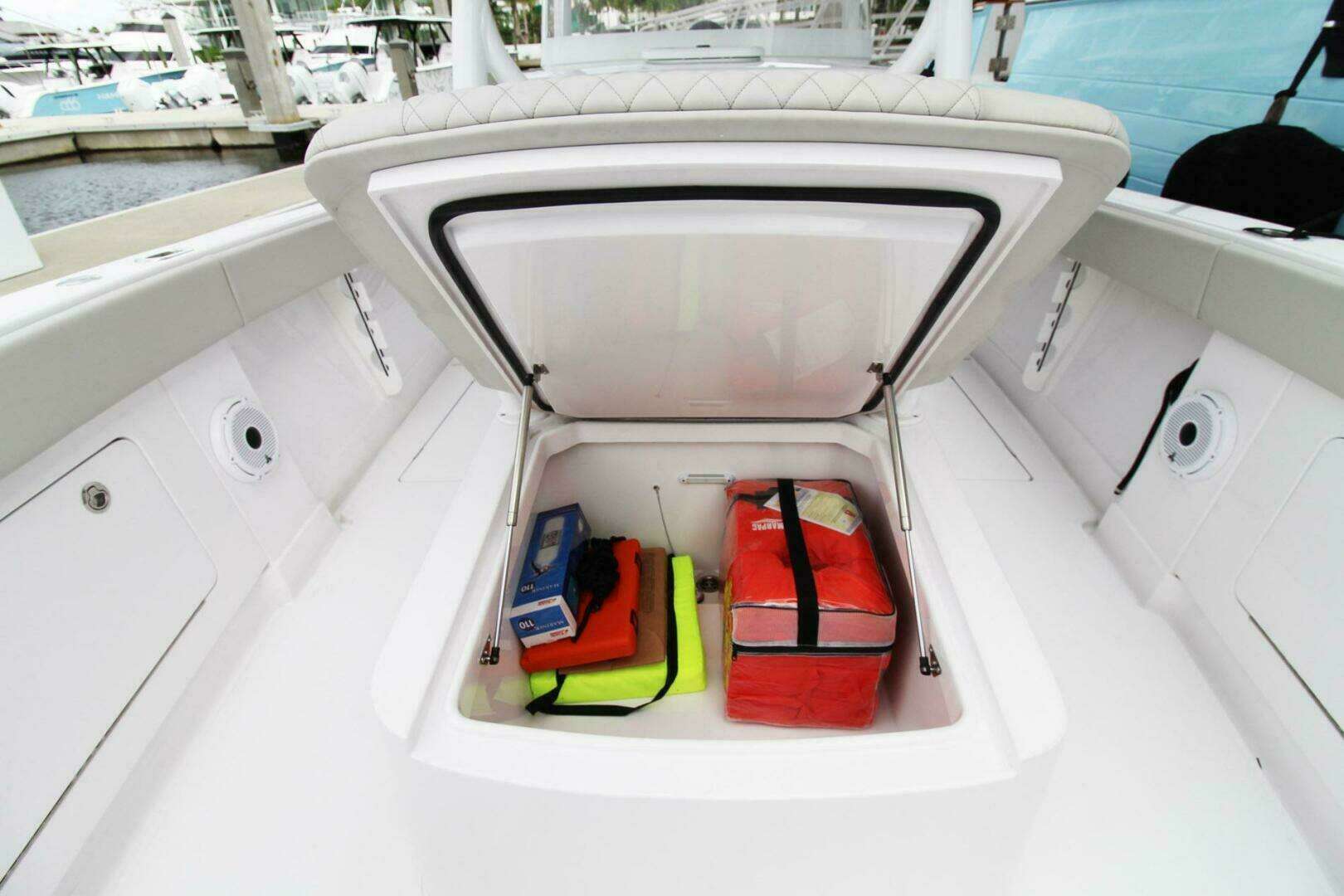 2024 Jupiter 34 HFS - Image 22