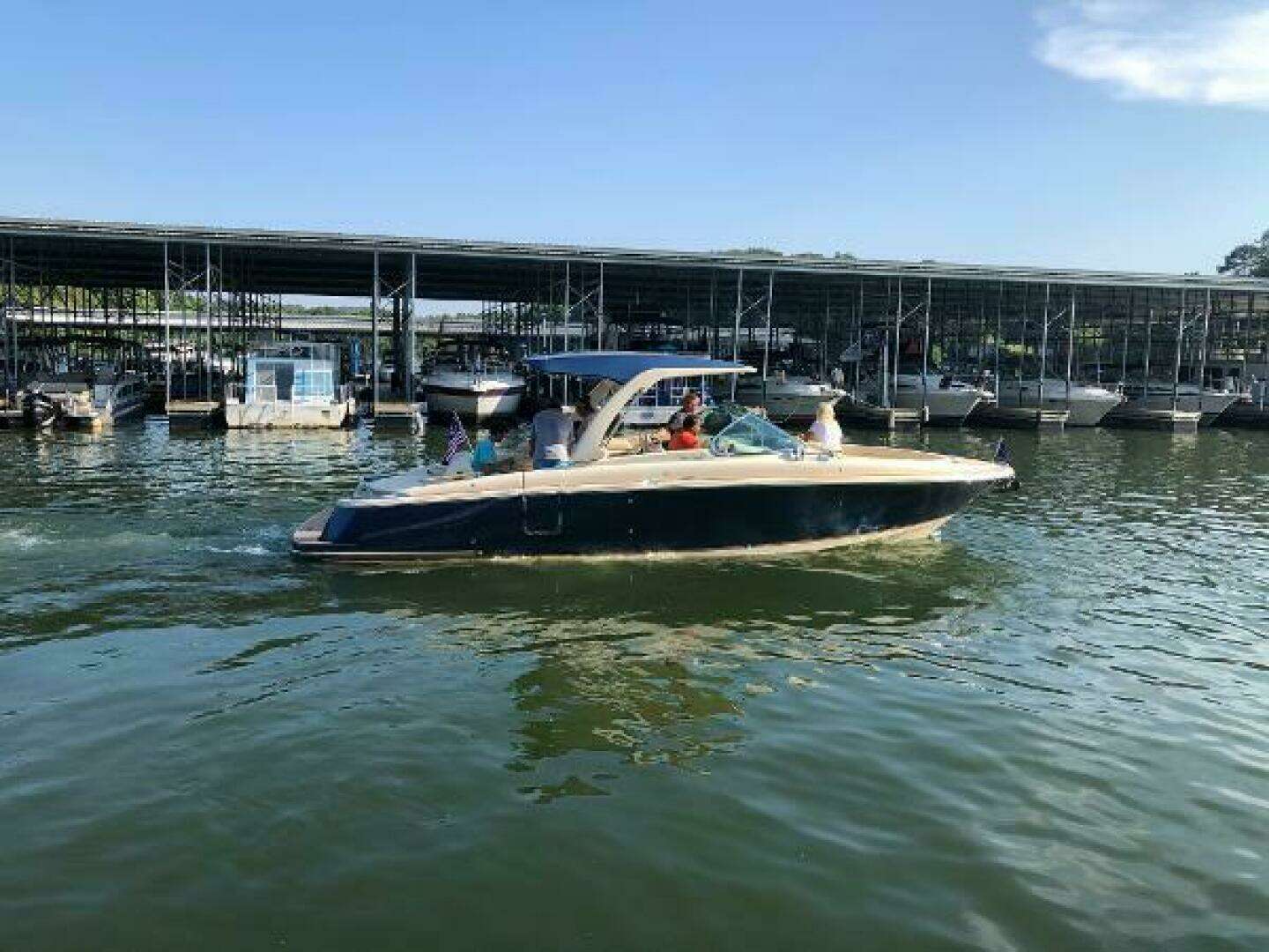 2020 Chris-Craft Launch 31 GT - Image 2