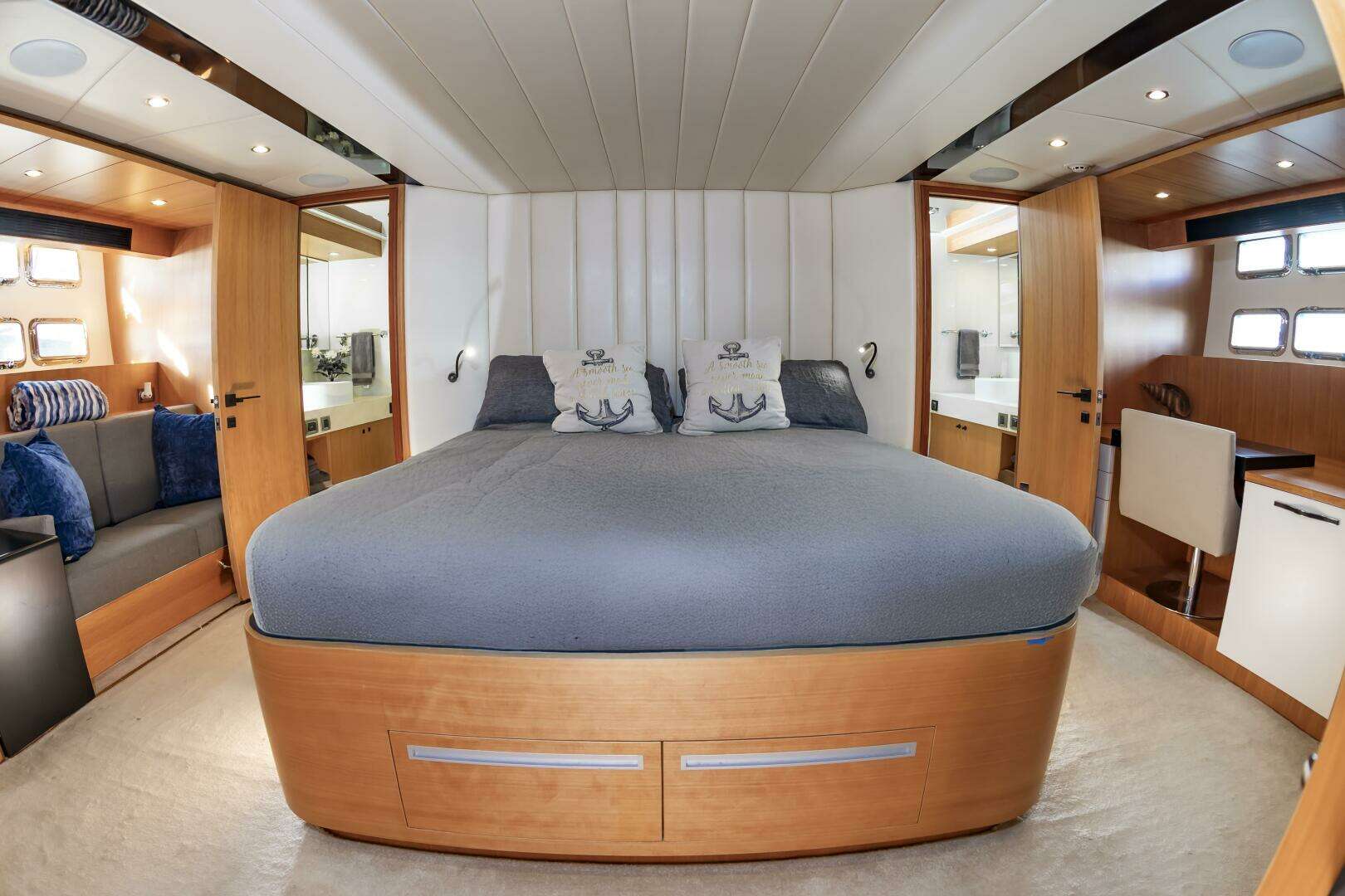 2017 Johnson 93 Flybridge - Image 62
