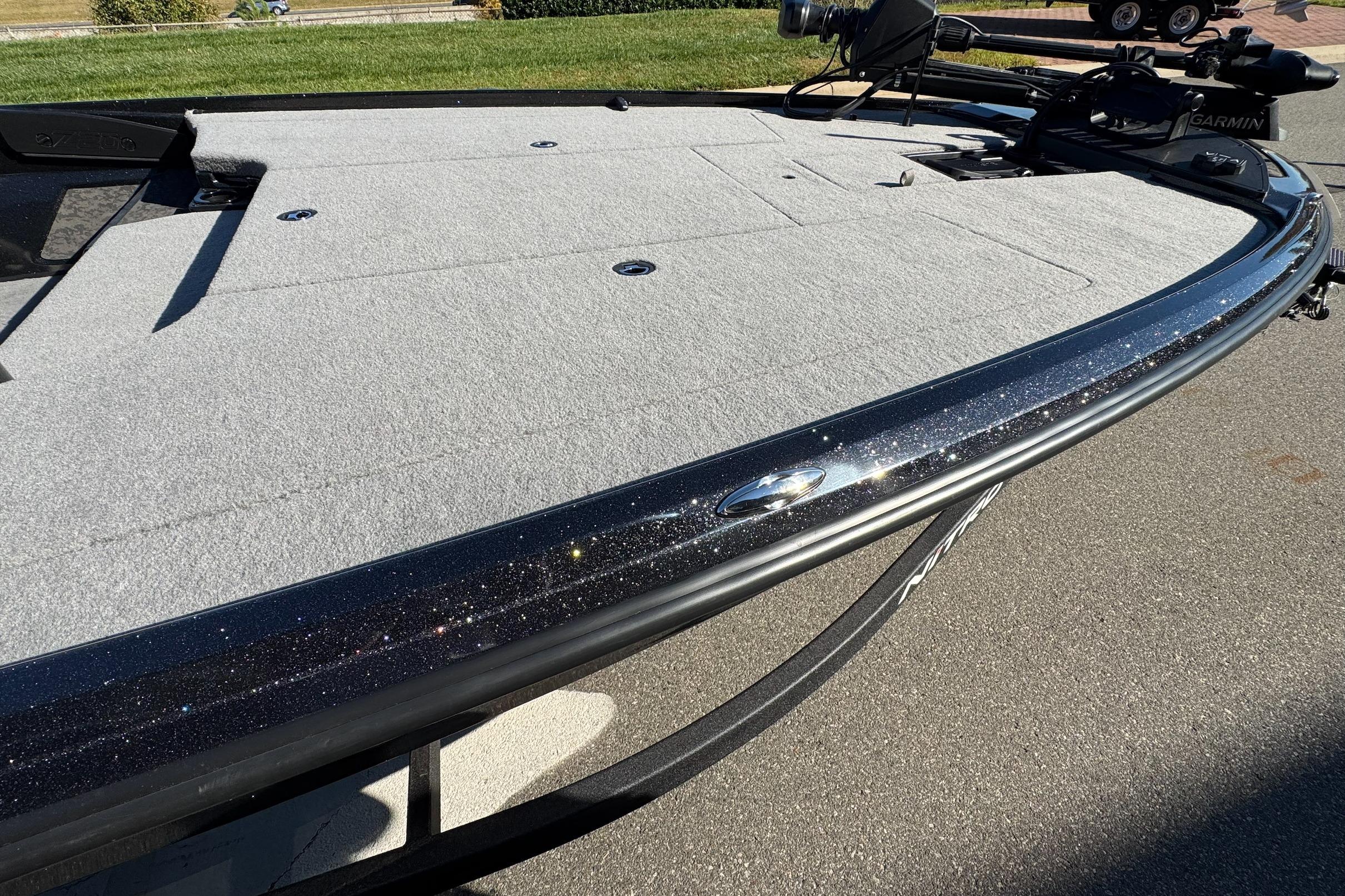 2026 Nitro Z20 XL Pro boat deck with sleek design and advanced features.