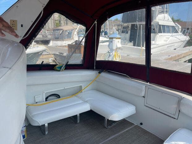 1987 Trojan International 8.6 Meter - 14