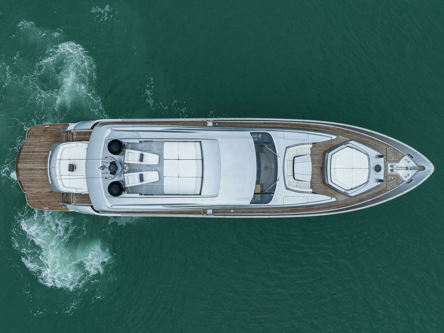 2009 Pershing 90 Express - Image 6