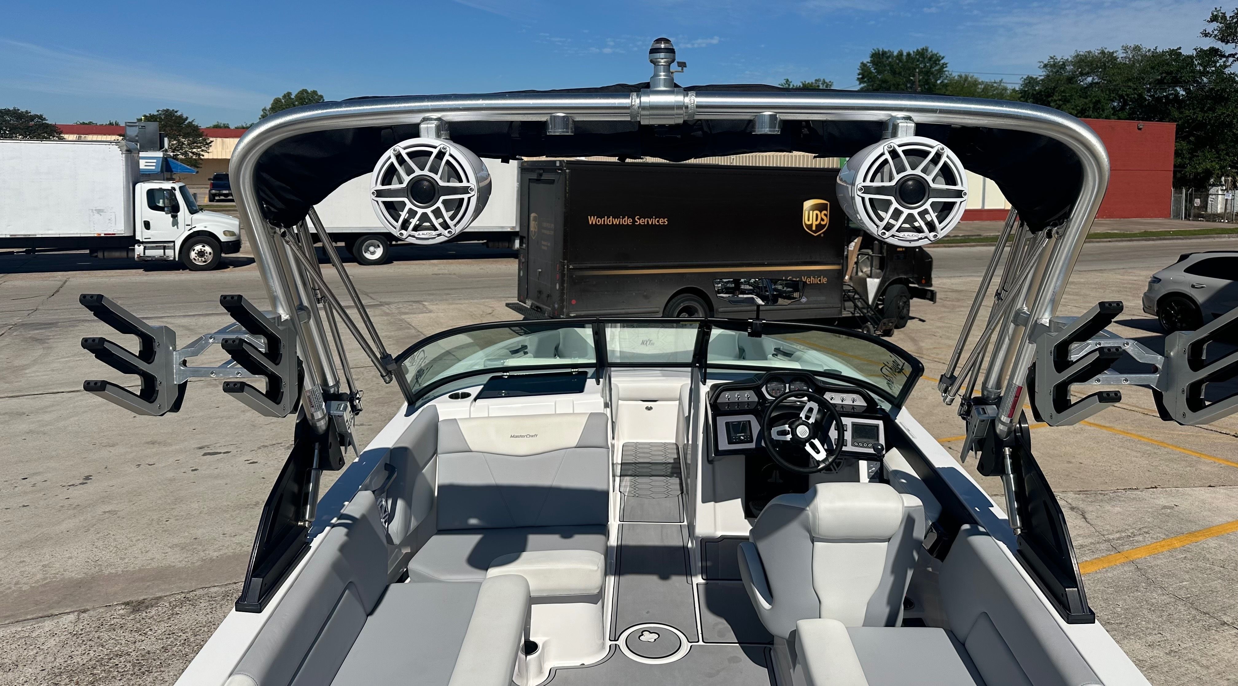 2022 MasterCraft NXT24 - 16
