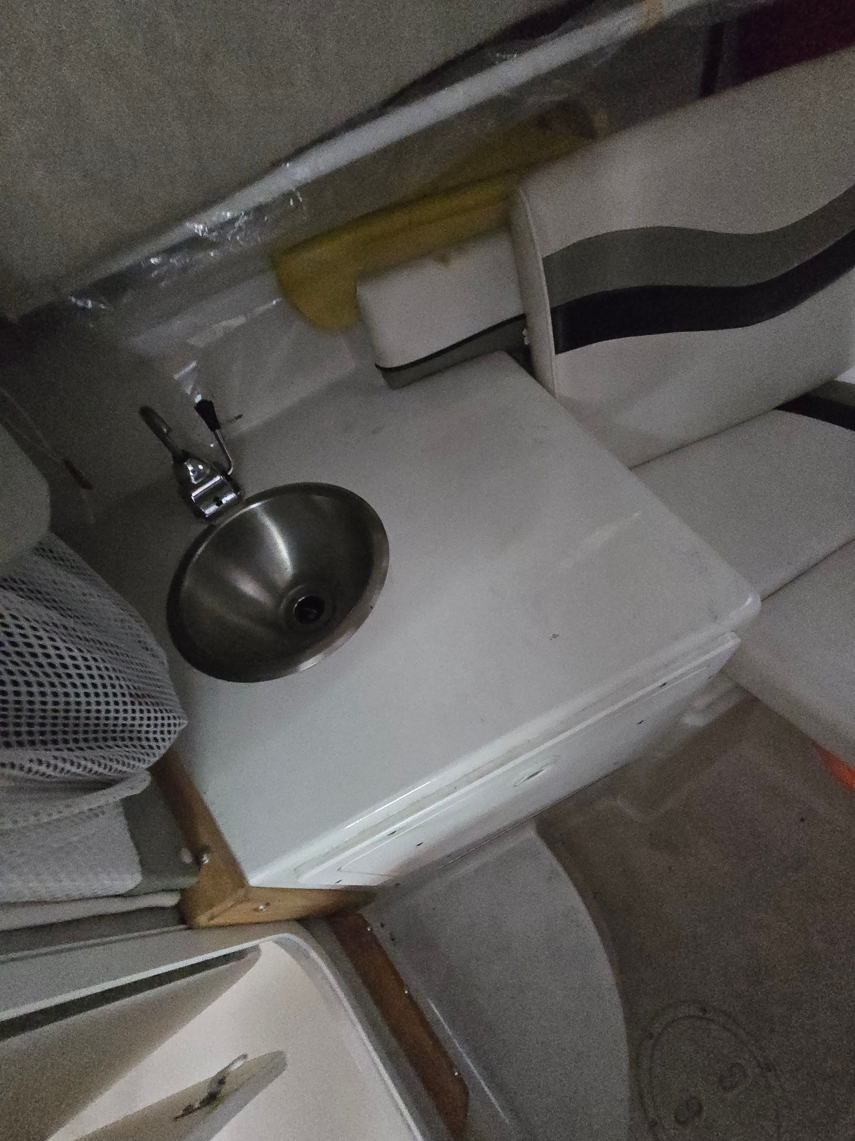 2001 Seaswirl Striper 2301 - 16