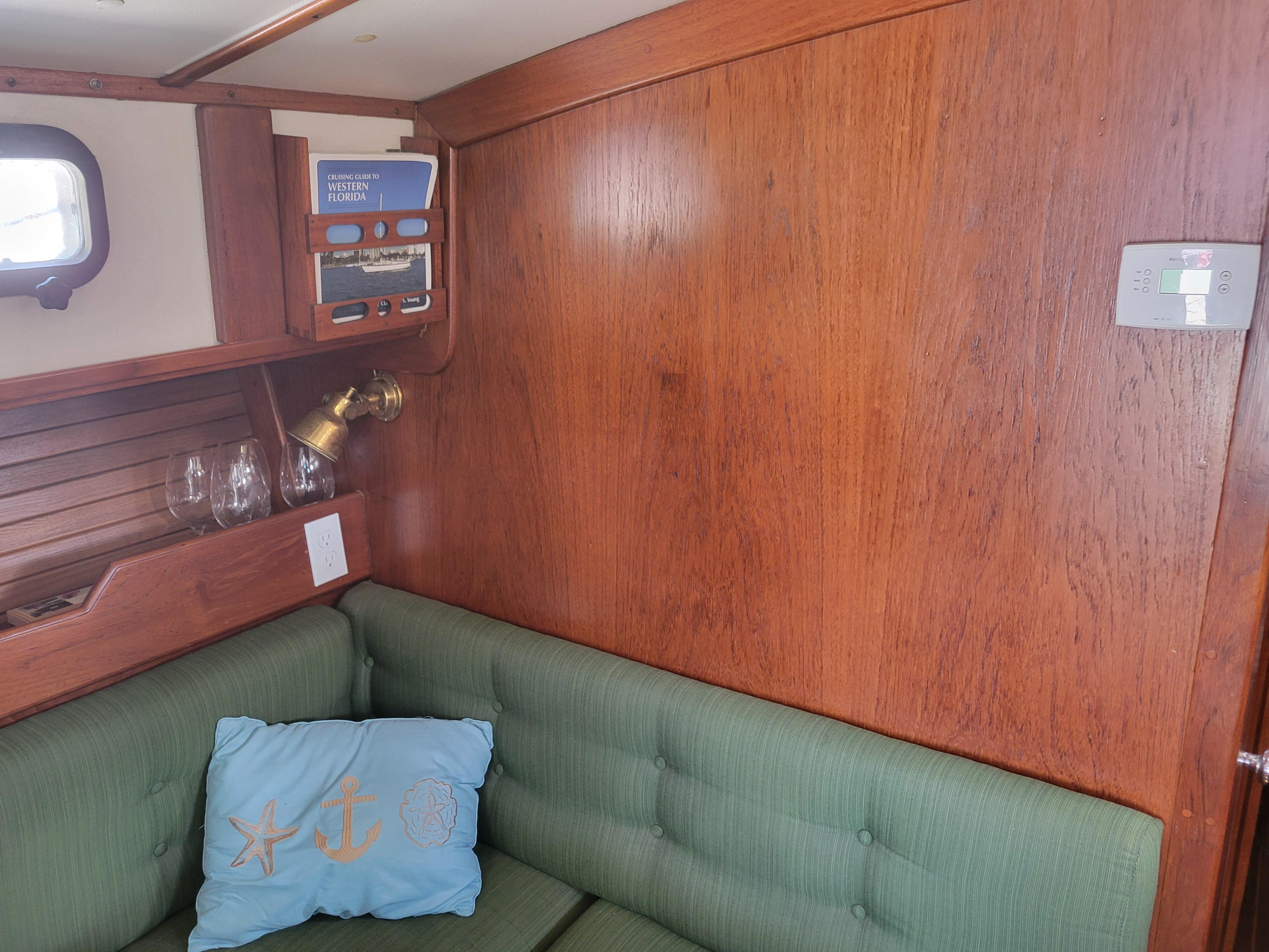1989 Cape Dory MS300 - 27