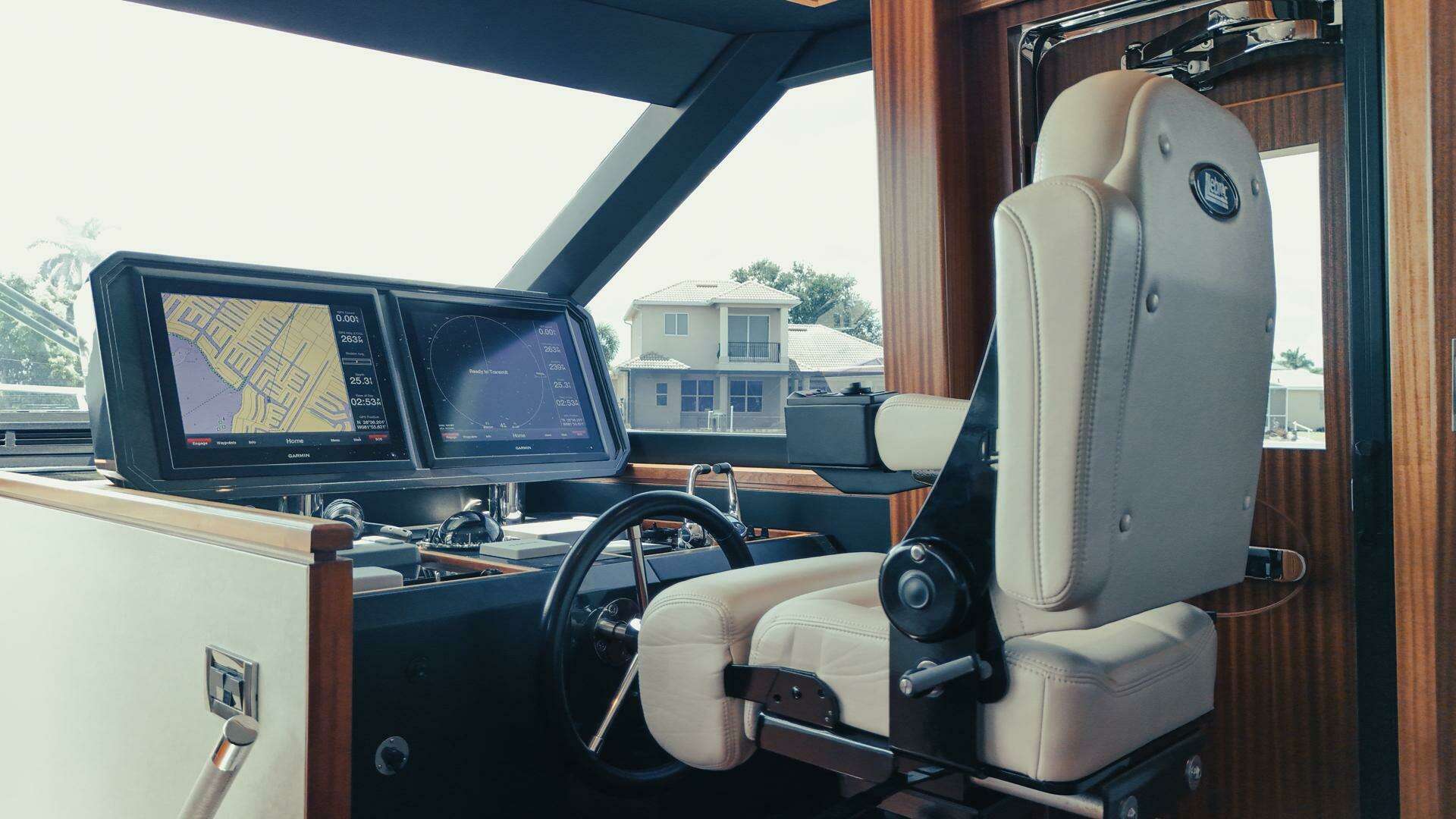 2015 Ocean Alexander 72 - Image 17