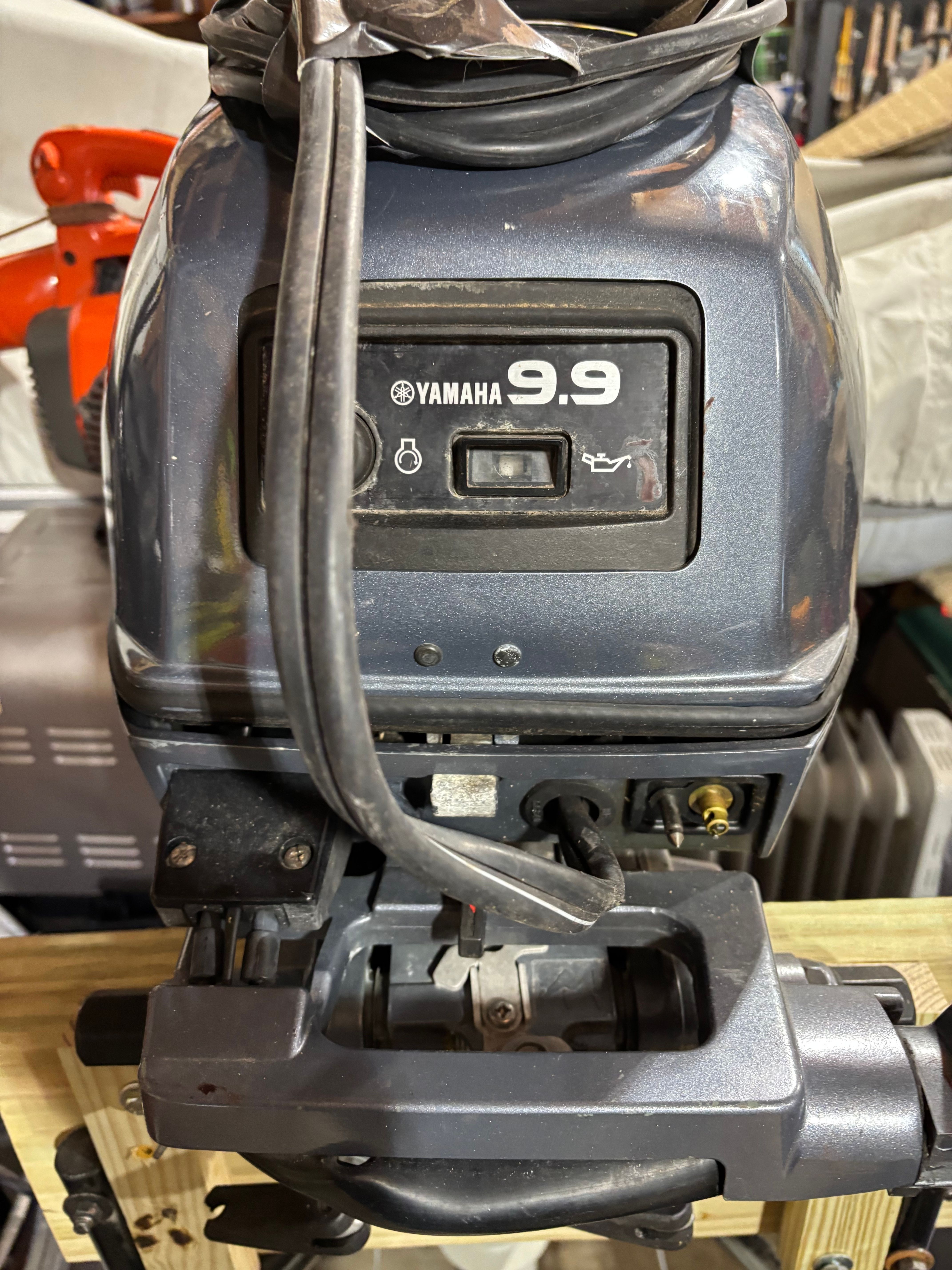 Yamaha 9.9 outboard motor on Cape Dory 26, year 1986.