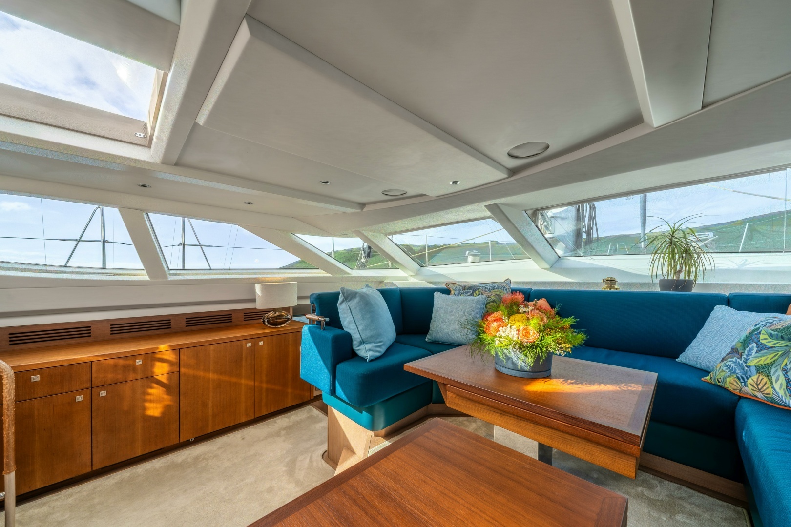 2013 Oyster Yachts Oyster 885 - Image 23