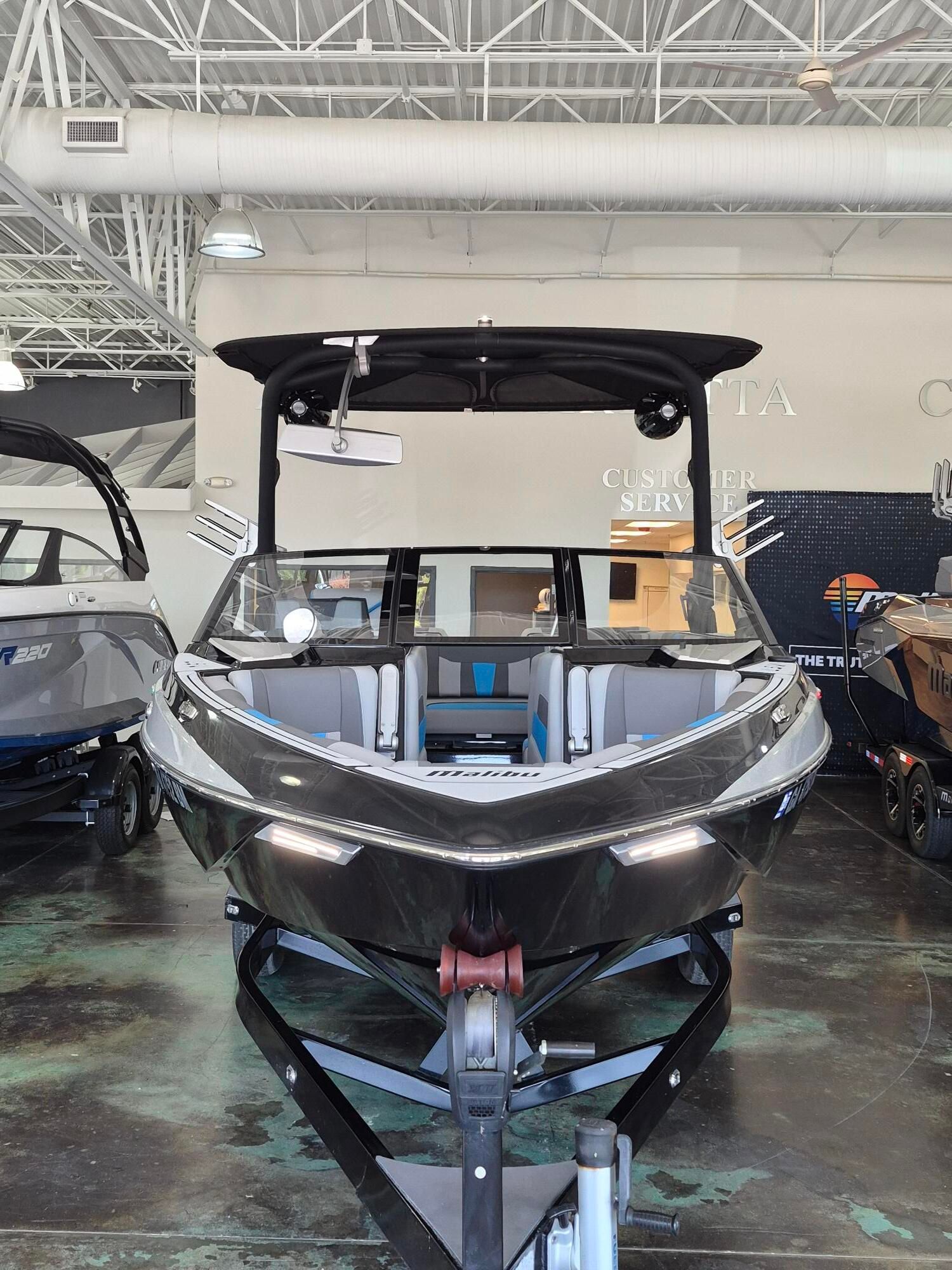2021 MALIBU 23 LSV - Image 5