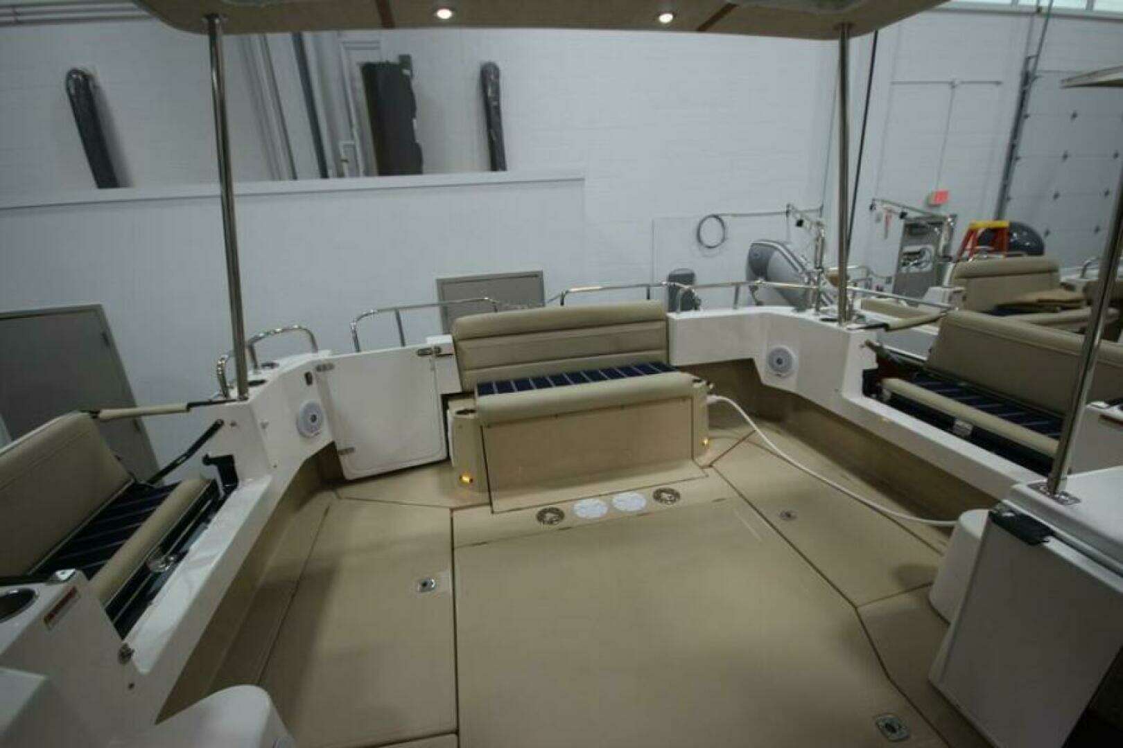 2026 Ranger Tugs R-31 Command Bridge Luxury Edition - Image 21