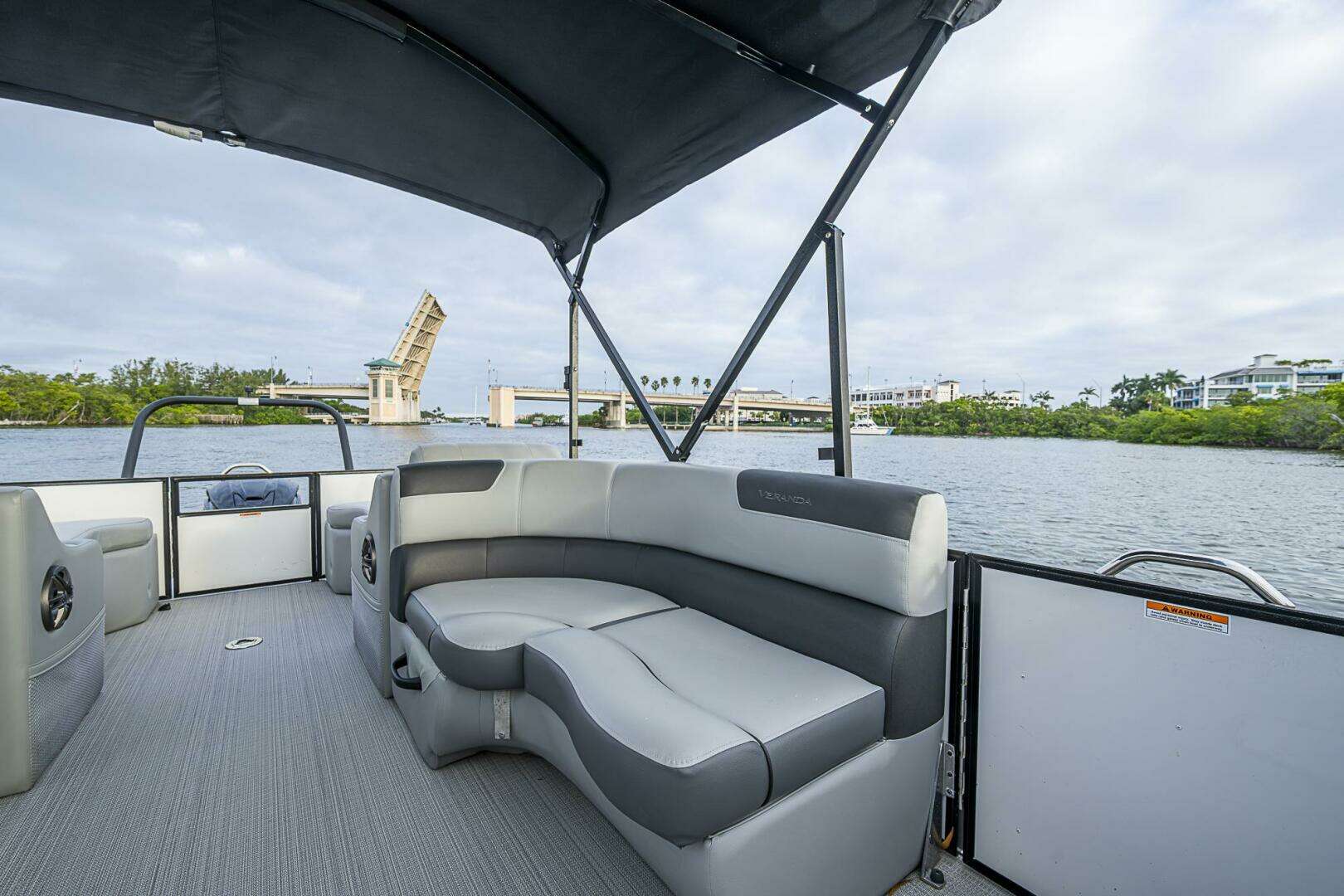 2023 Veranda Relax VR22RFL Tri-Toon - Image 14