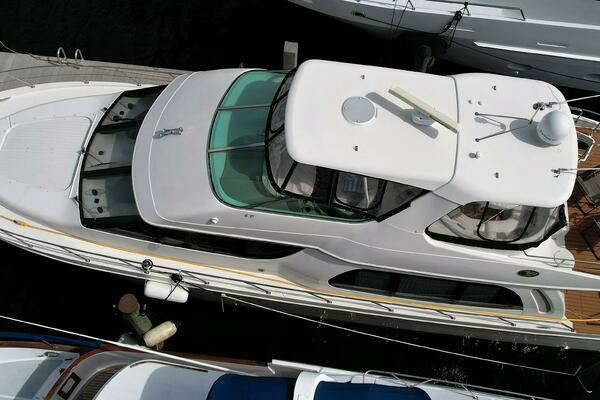 2006 Carver 56 Voyager