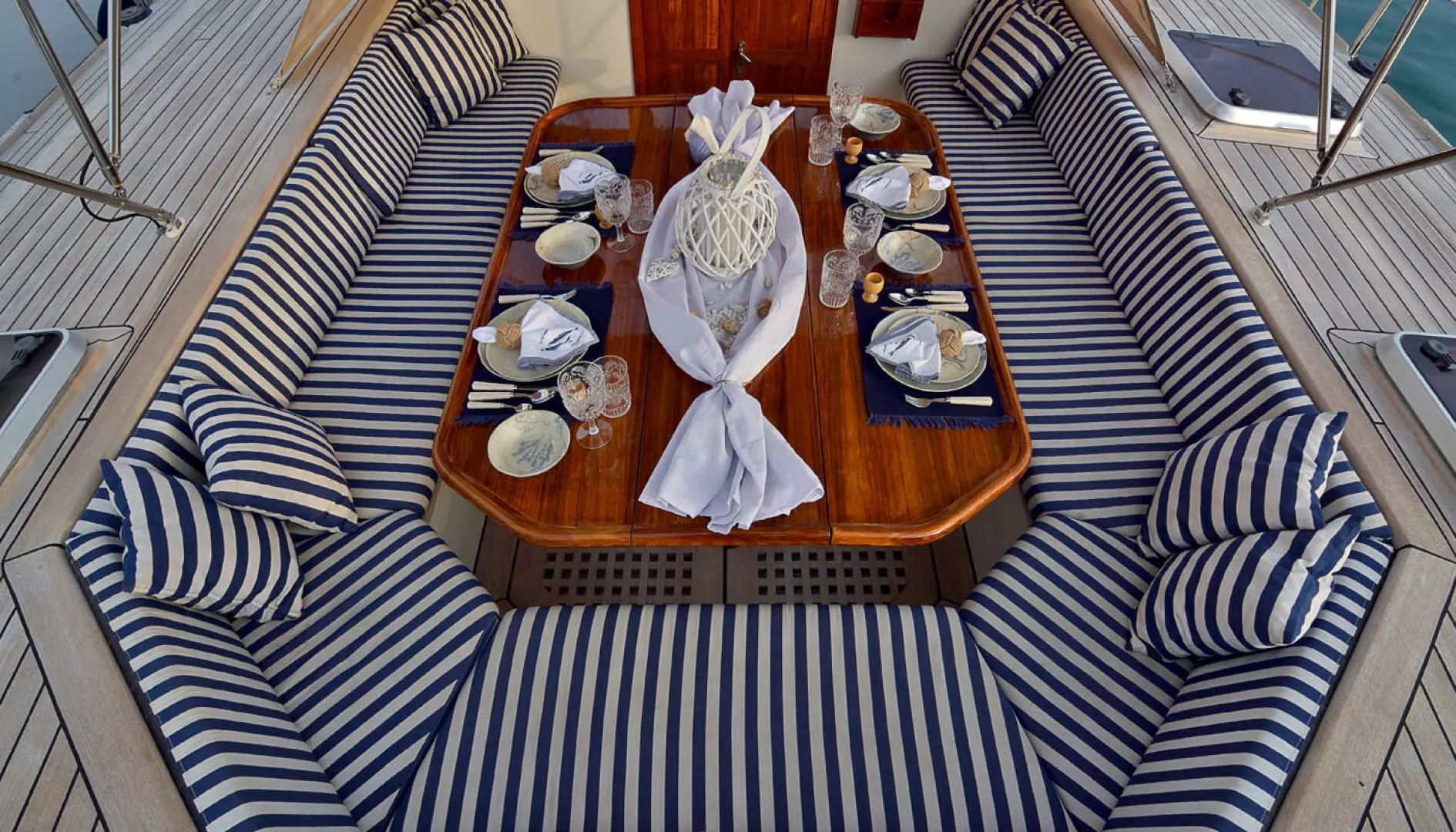 1988 Brooke Yachts — - Image 25