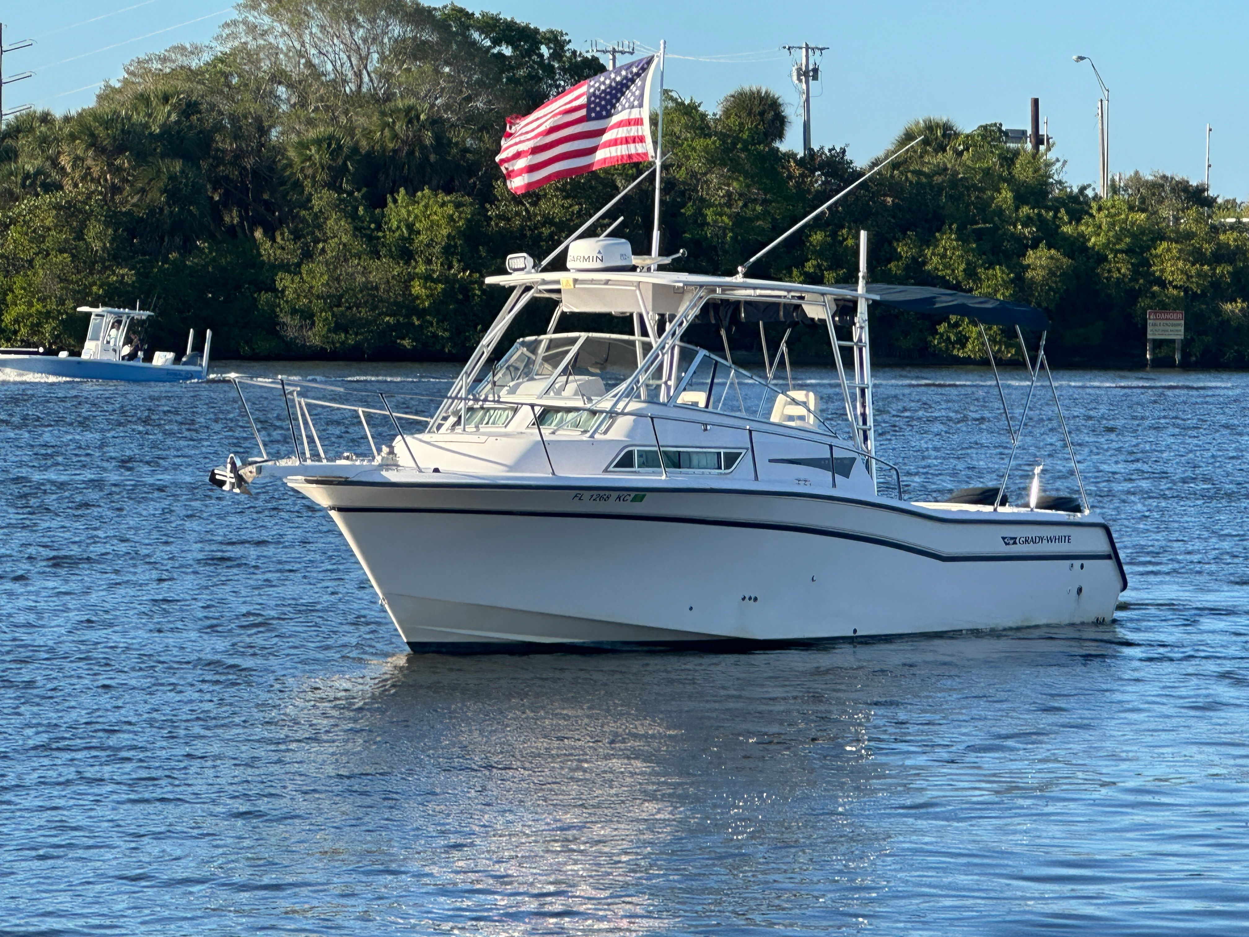 1997 Grady-White Marlin 300 - 5
