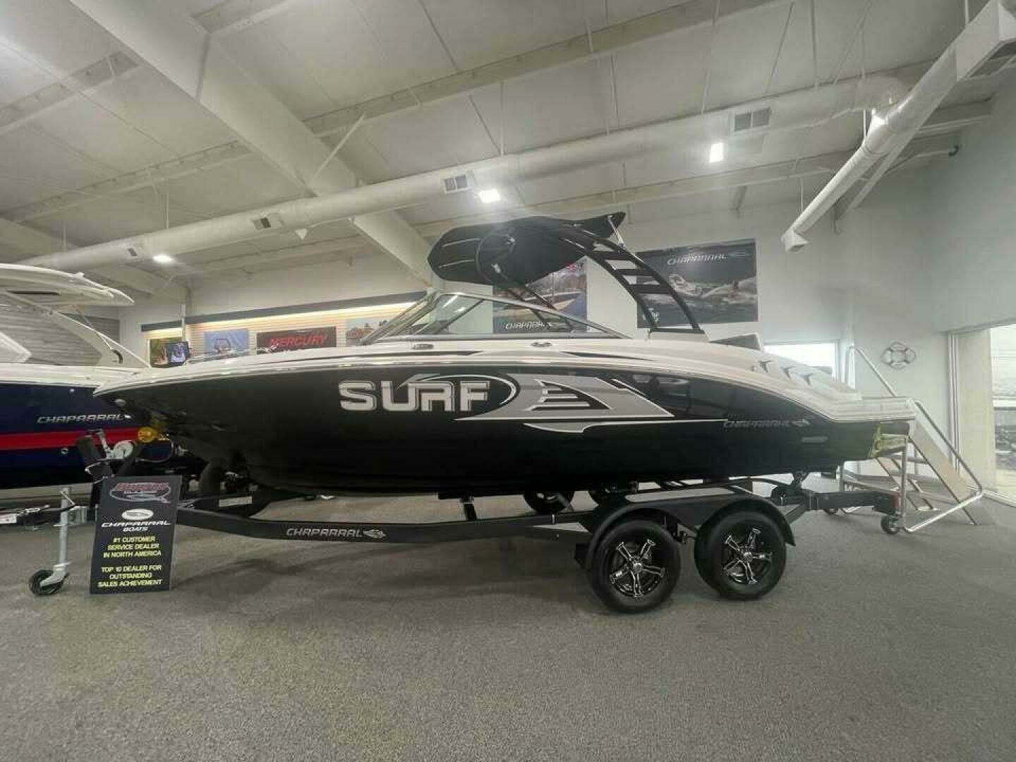 2022 Chaparral 23 SURF - Image 2