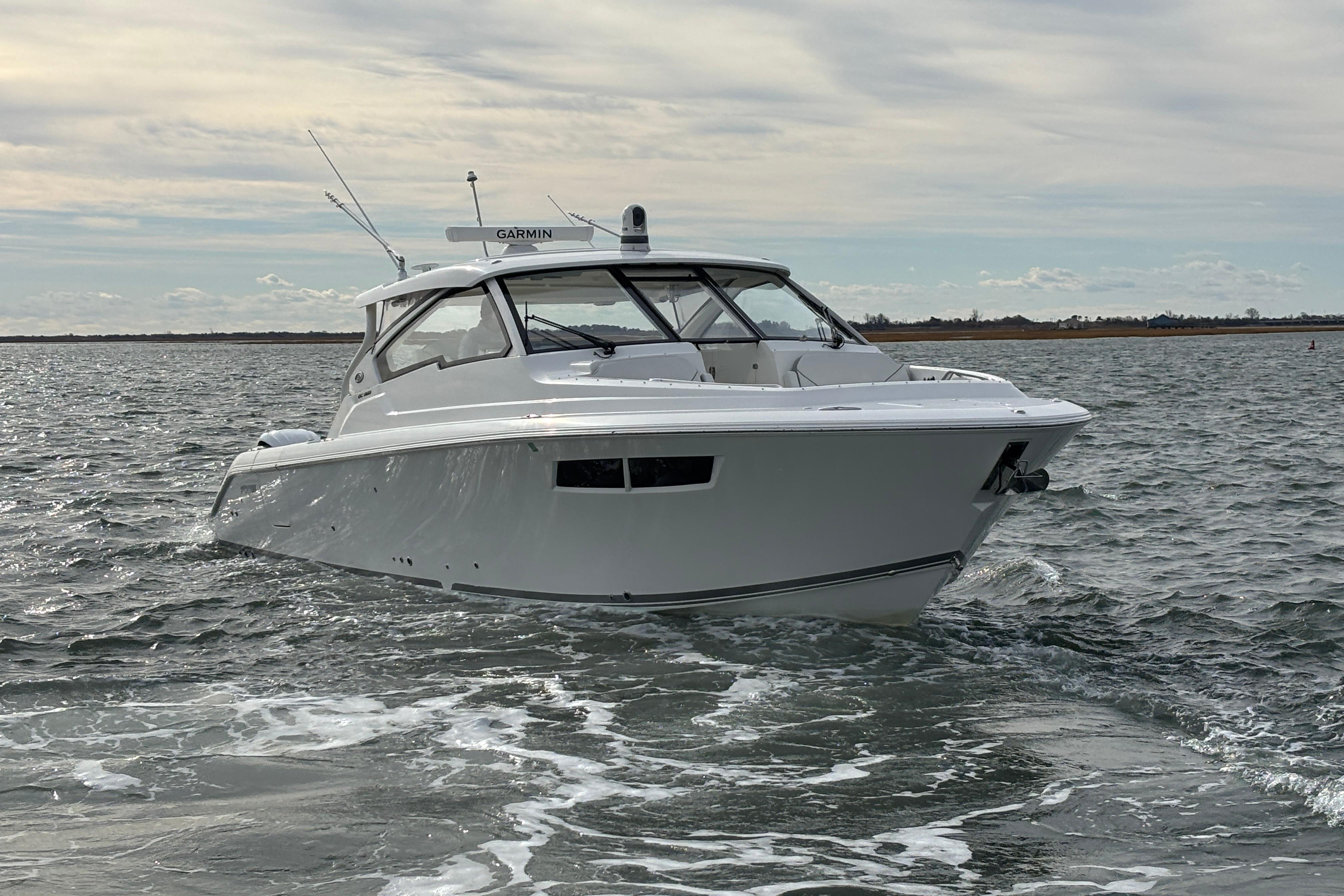 2022 Pursuit DC 365 Dual Console
